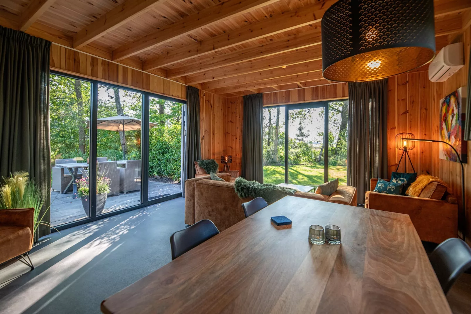 Wellnesslodge Scholekster 4p - Eetkamer
