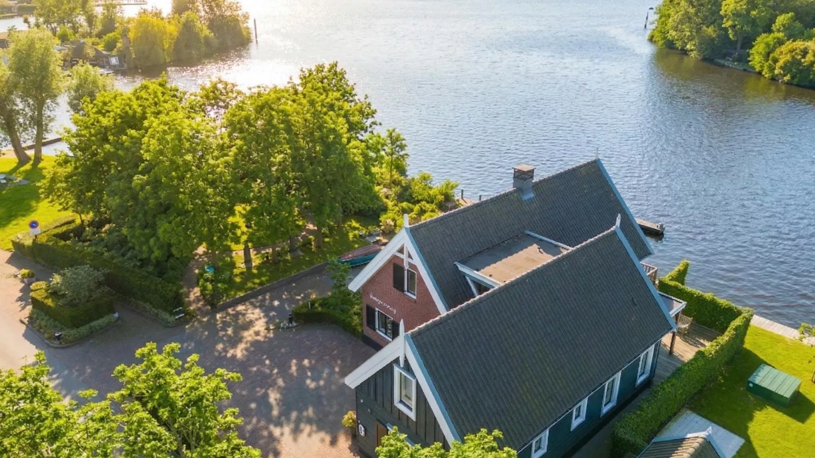 Villa Kaagervaaring - Buitenkant zomer