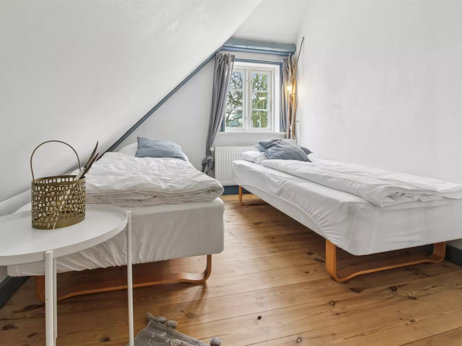 "Myra" - 18km from the sea - Binnen