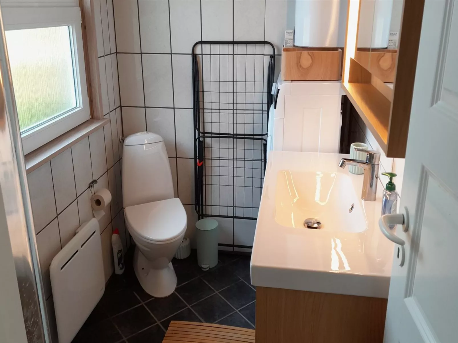 "Egonie" - 100m from the sea - Binnen