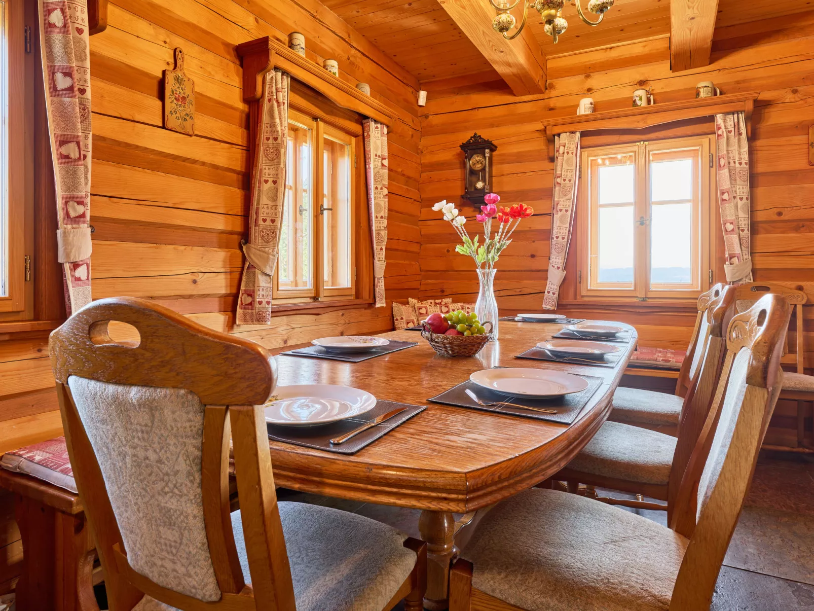 Timber Lodge with Hydromassage - Binnen