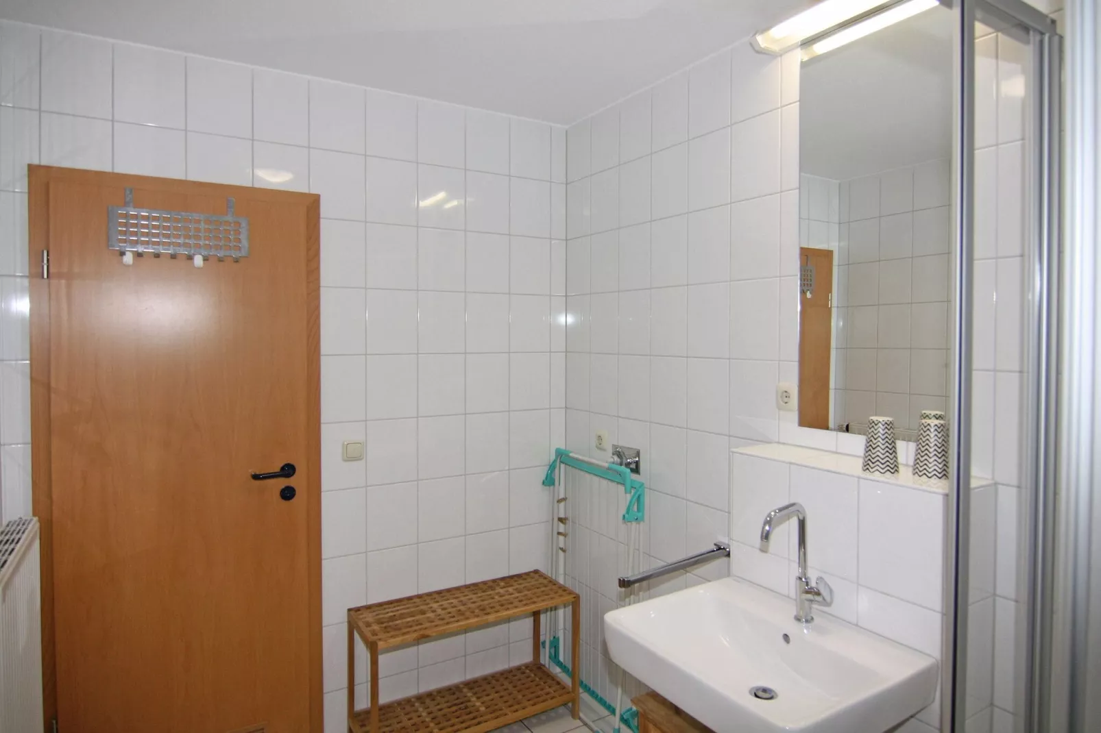 2-Raum-App 56 qm E-39 1 OG / 4 Pers-Badkamer