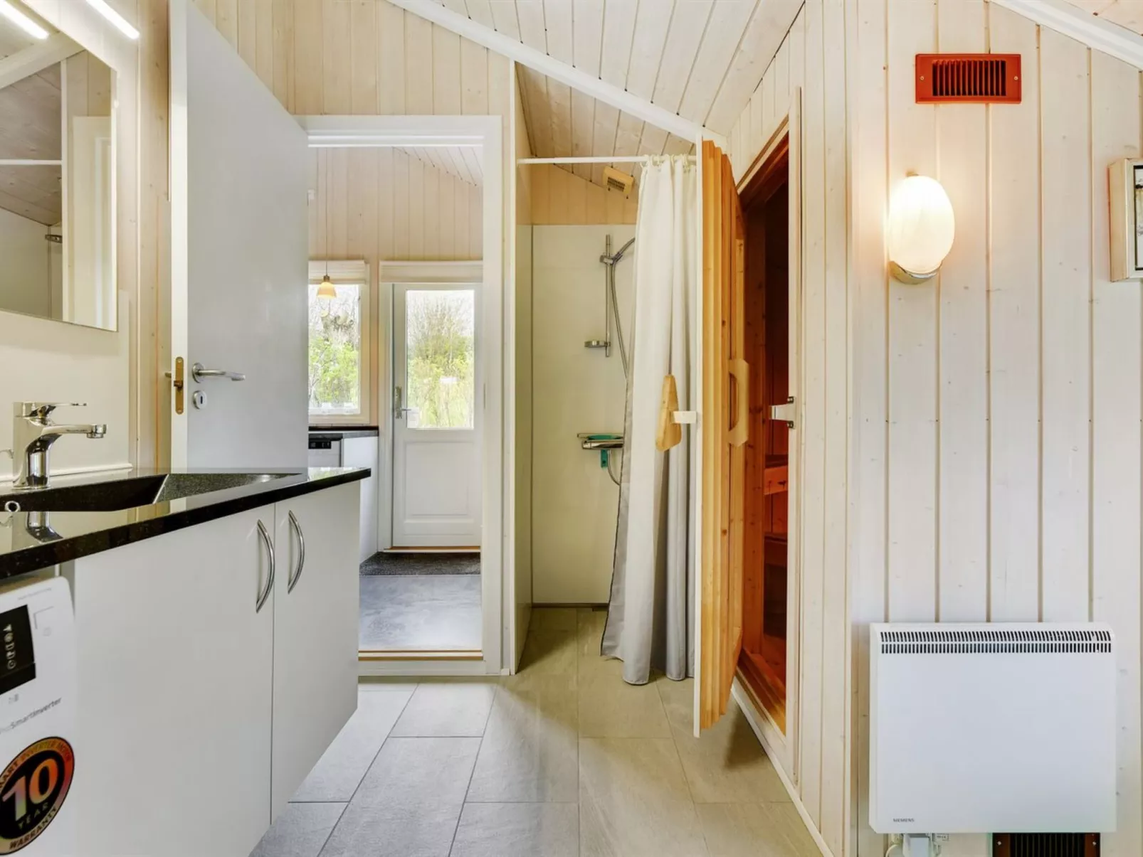 "Hwiting" - 200m from the sea - Binnen