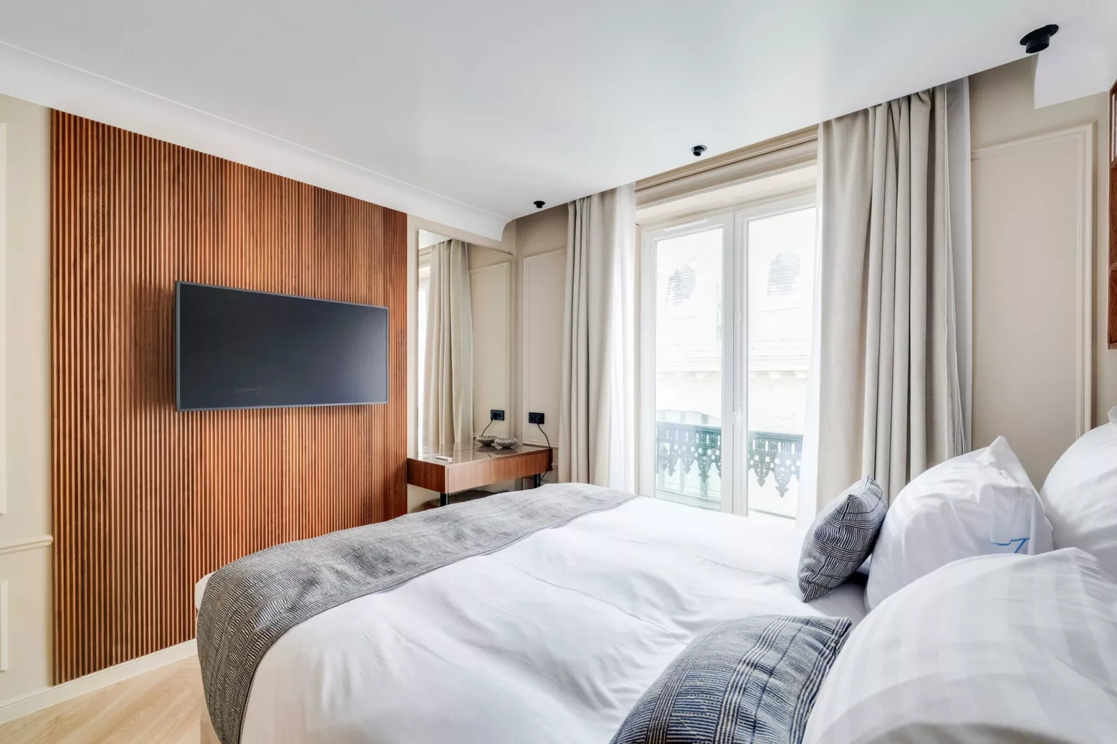 ED-14-ROUGEMONT-D - Niet-getagd