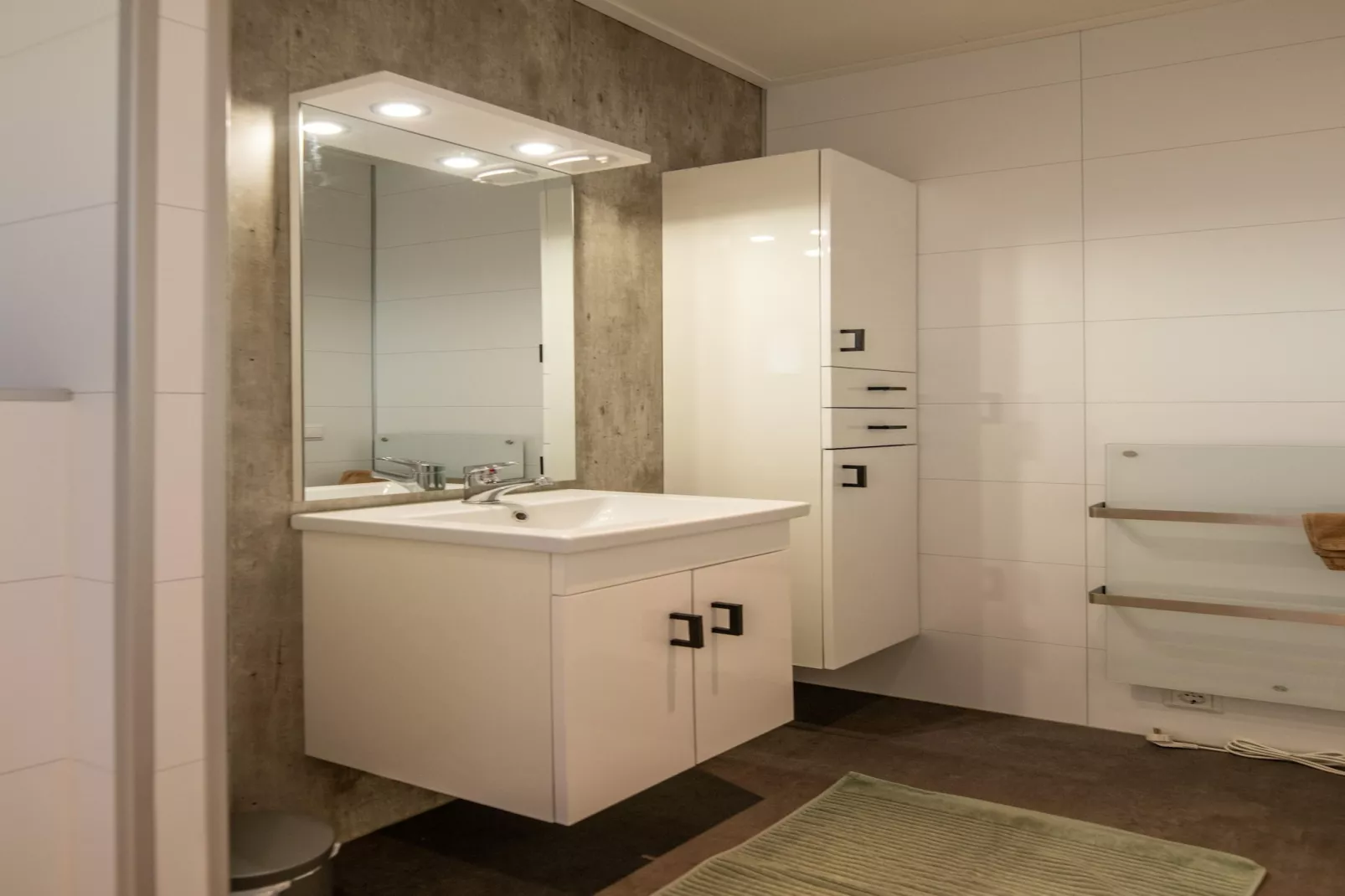 Wellnesslodge Scholekster 4p - Badkamer