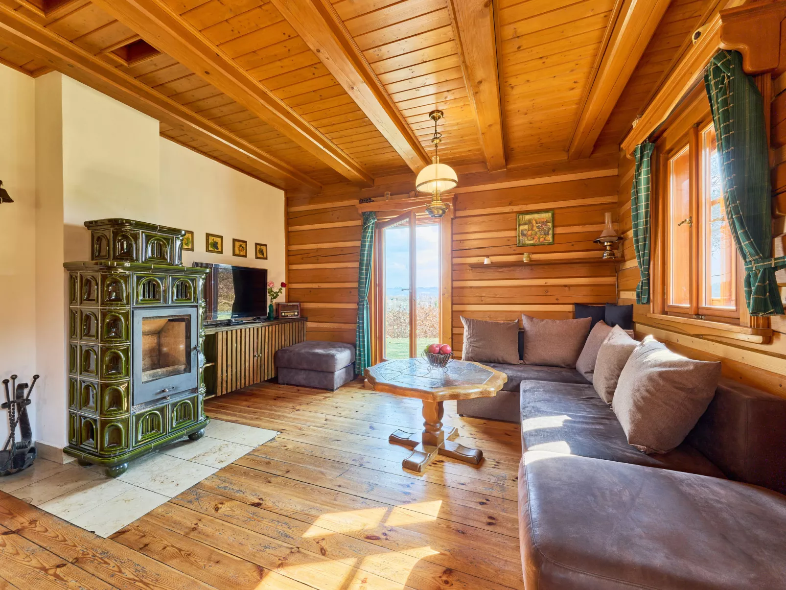 Timber Lodge with Sauna - Binnen