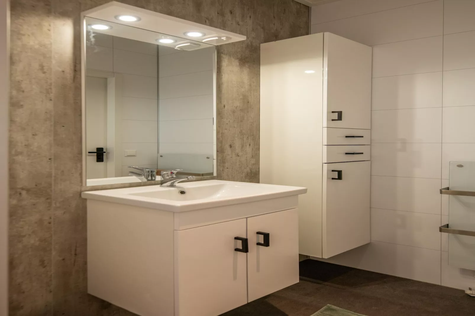 Wellnesslodge Scholekster 4p - Badkamer
