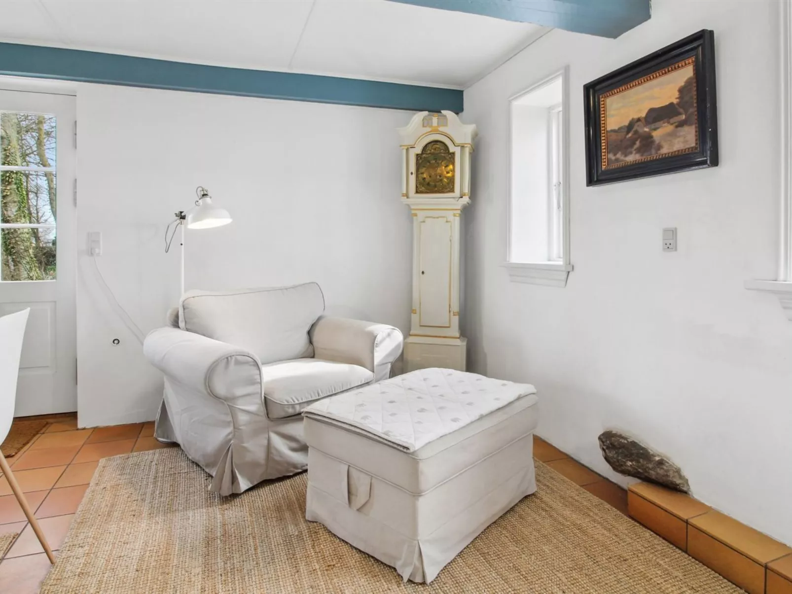 "Myra" - 18km from the sea - Binnen