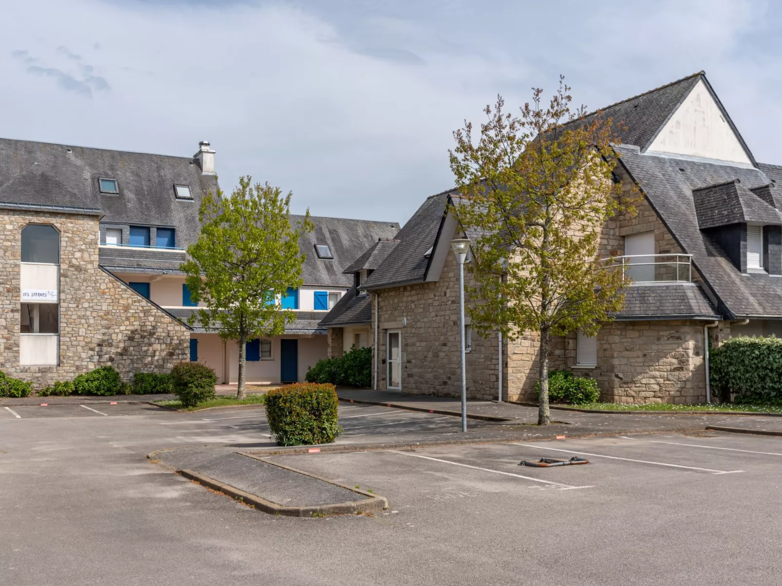 Village de Légenèse - Buiten