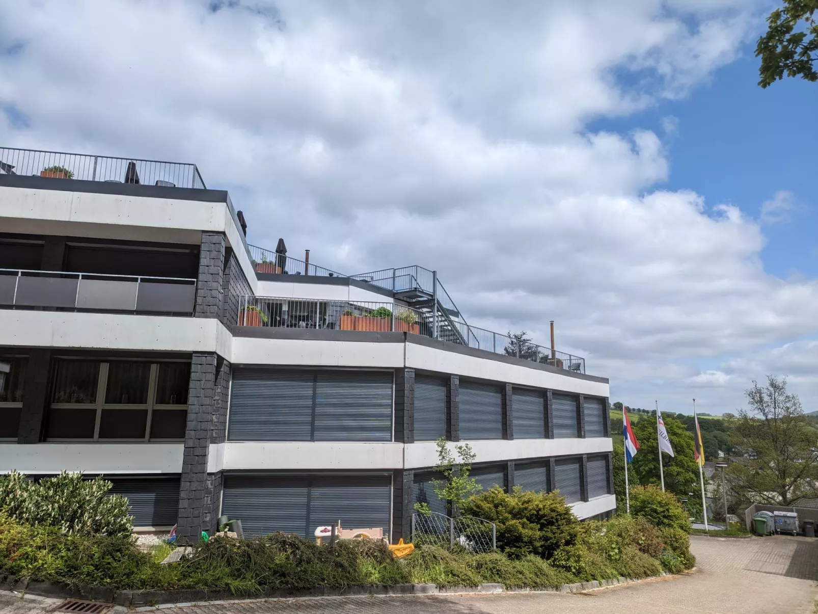 Gästehaus Grönebach mit Pool - Buiten