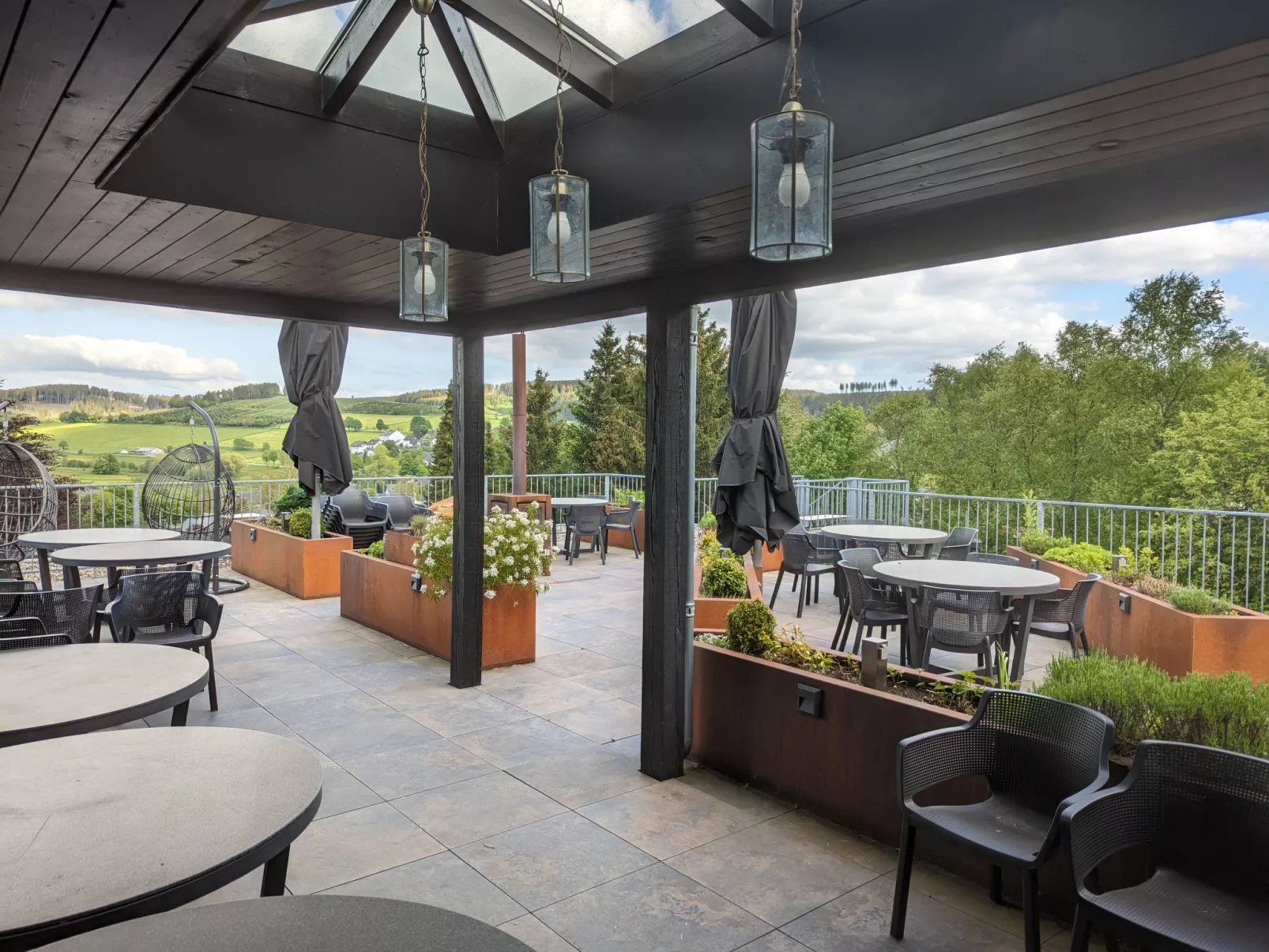 Gästehaus Grönebach mit Pool - Buiten