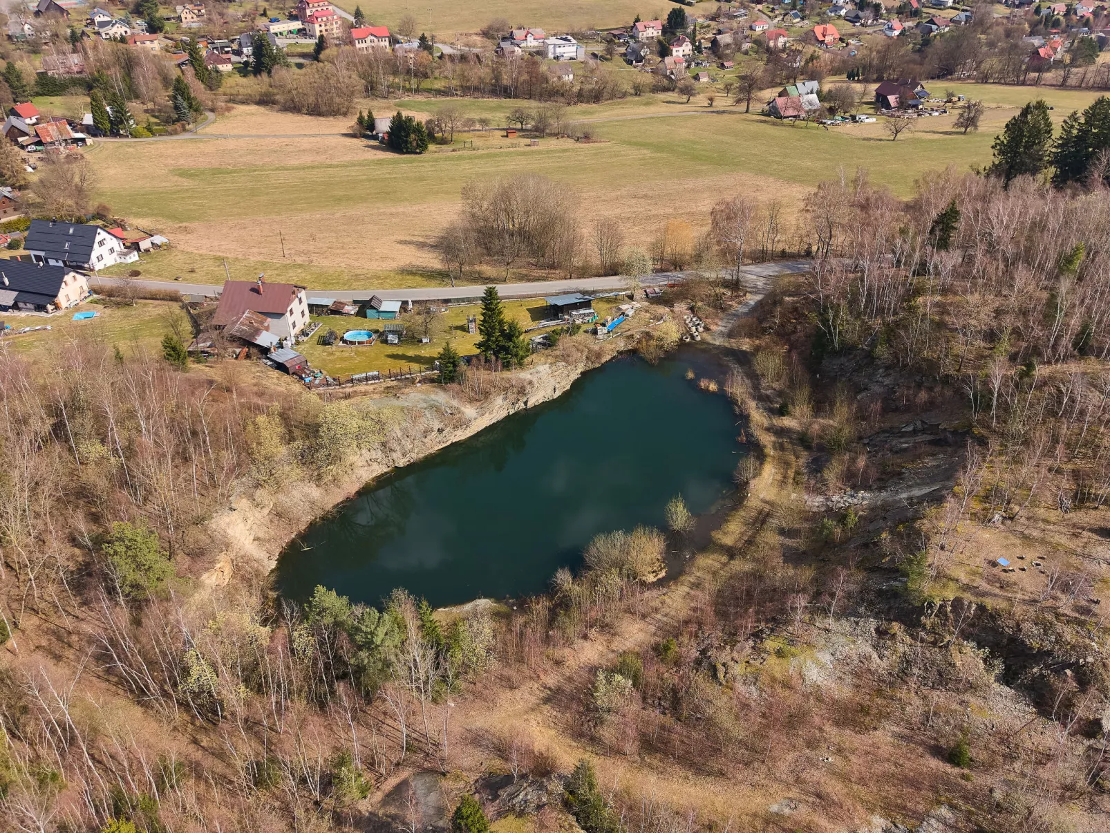 Timber Lodge with Hydromassage - Buiten
