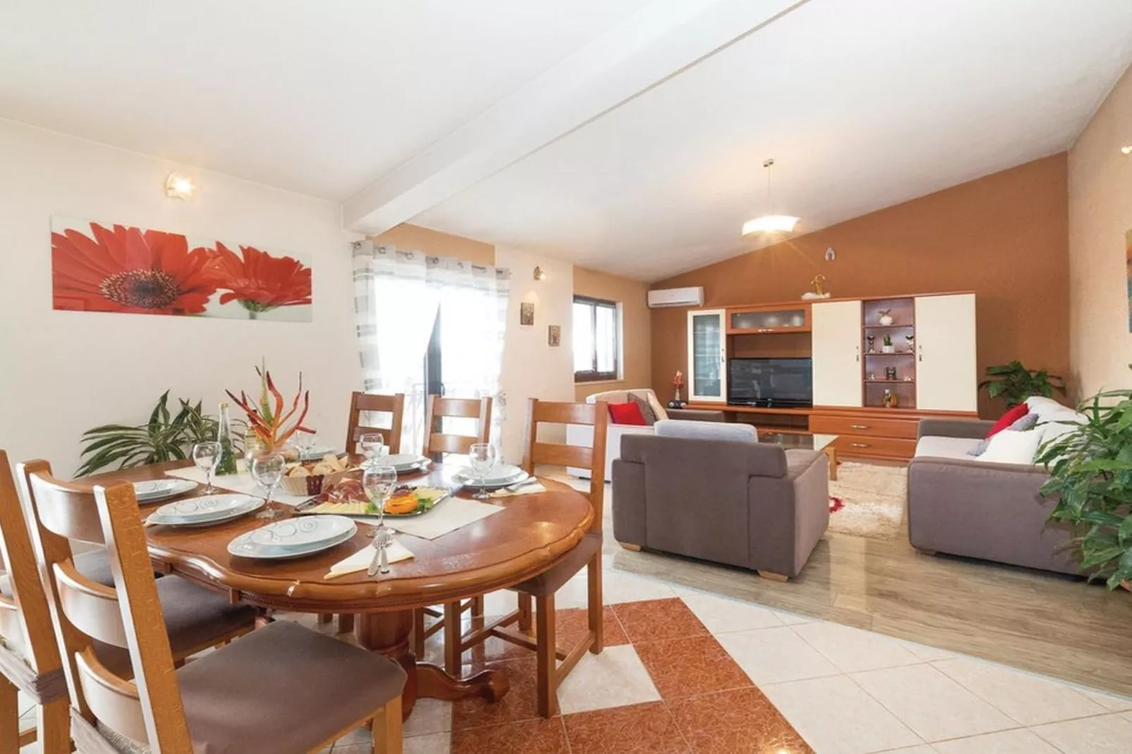 Mediterranean Stylish Villa with Pool in Kastel Stari - Six Bedroom Villa with Pool
