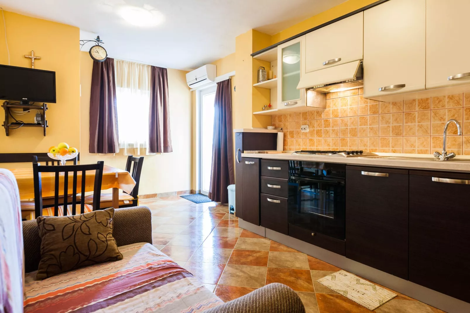 Cozy Apartments in Zadar with Sea and Mountain Views - One Bedroom Apartment with Balcony (owner 1)