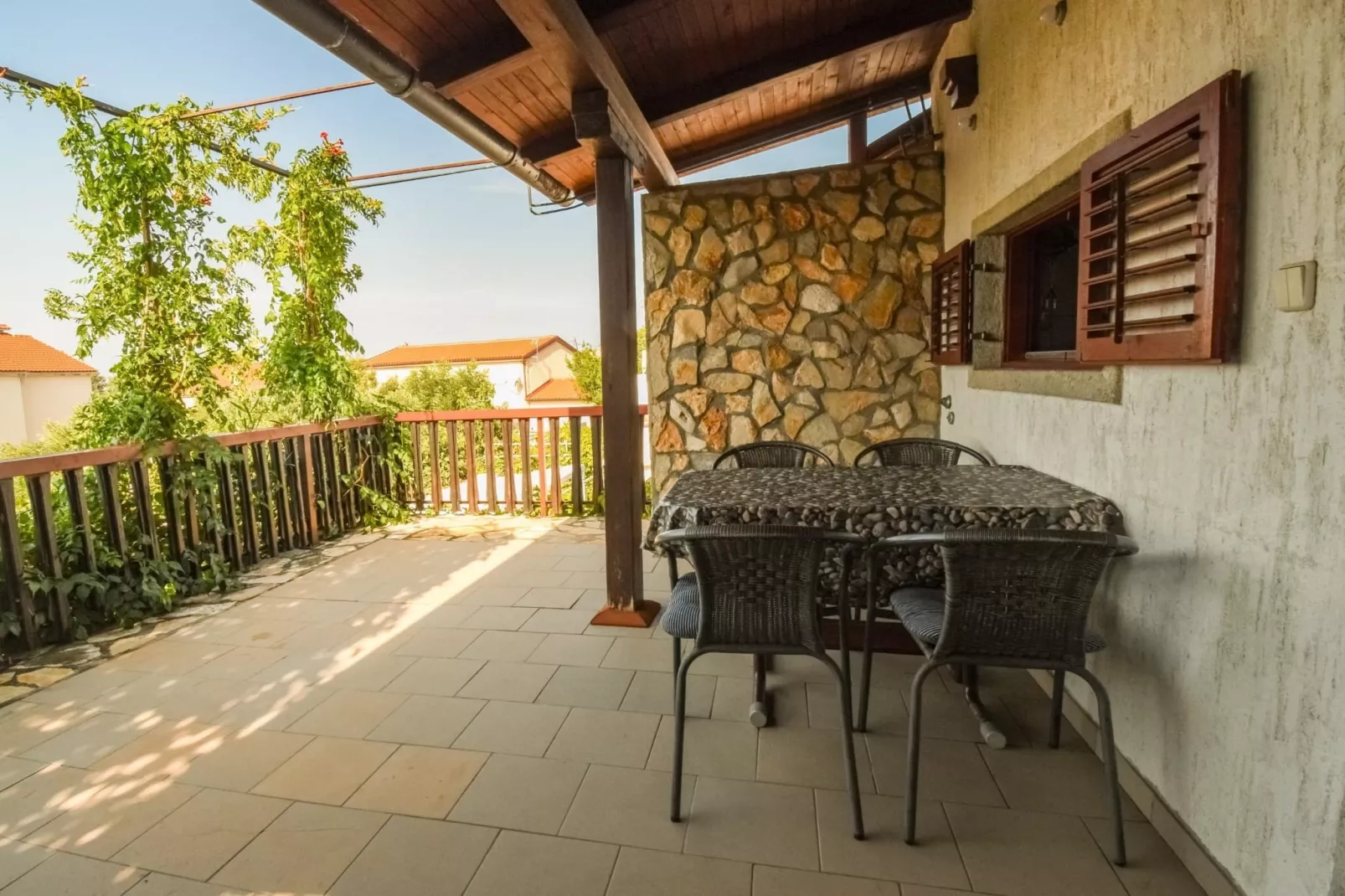 Apartment Kostanjevac - Two Bedroom Apartment with Terrace and Sea View