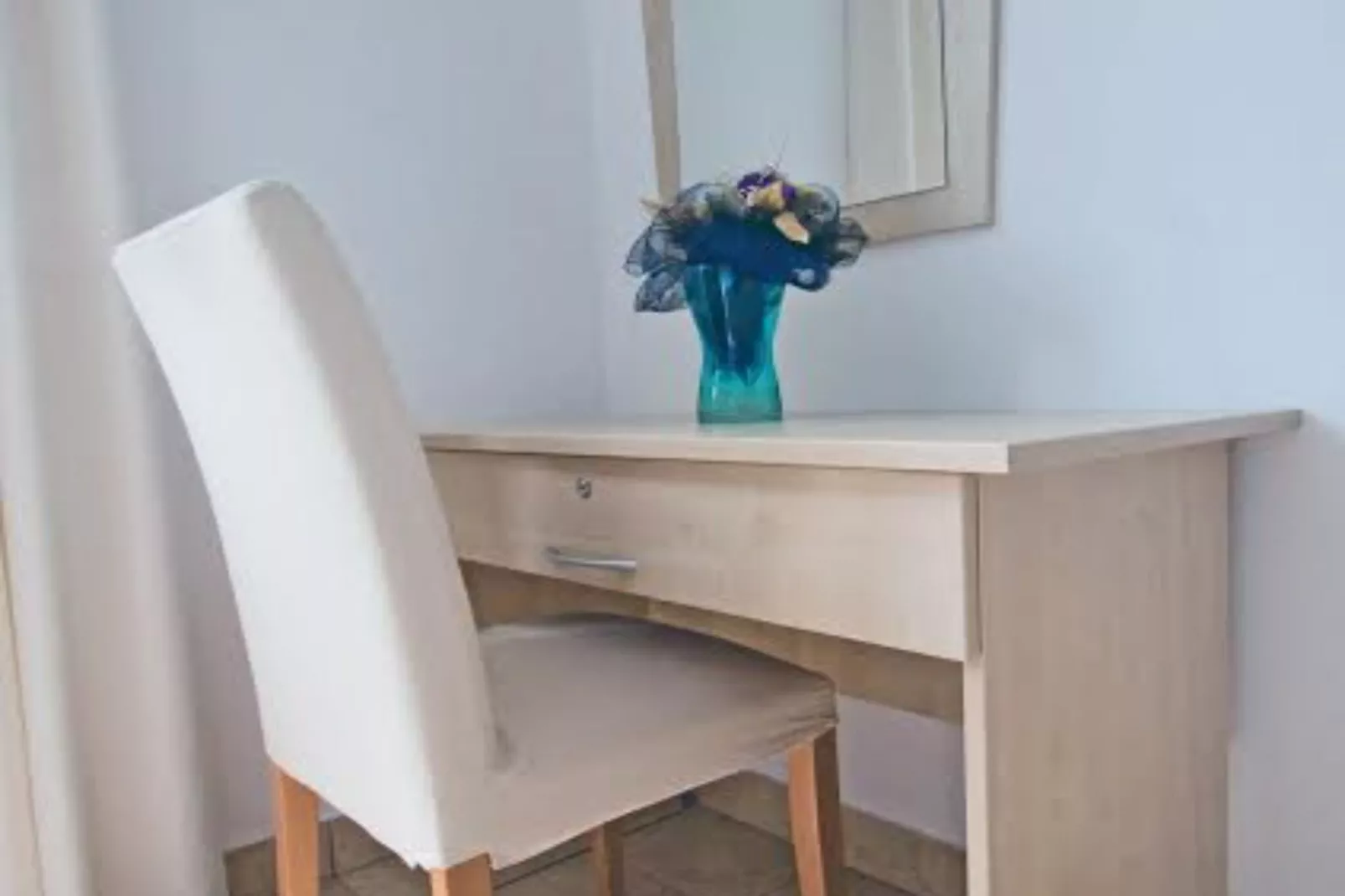 Beachfront Apartments Tamarix - Studio Apartment 5