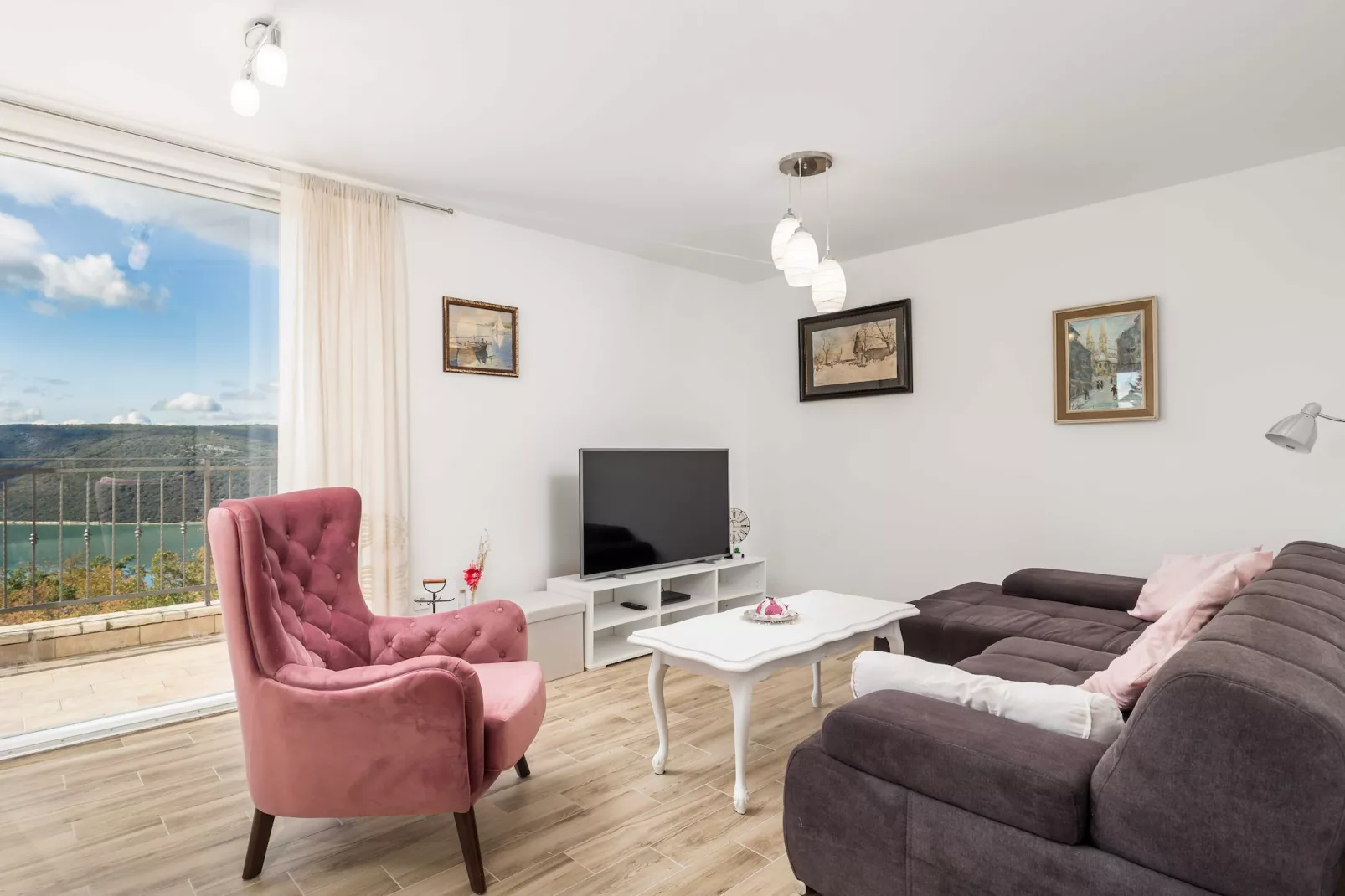 Wonderful Labin Villa with Private Pool and Sea Views - Three Bedroom