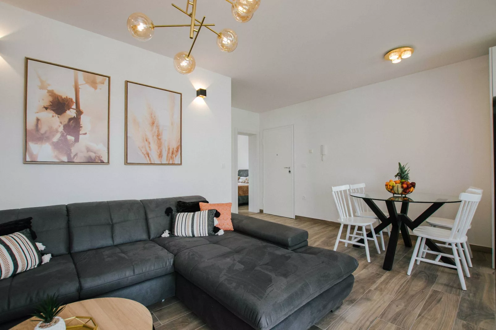 Spacious Luxury Trogir Apartments - Classic Two Bedroom Apartment (Coral)