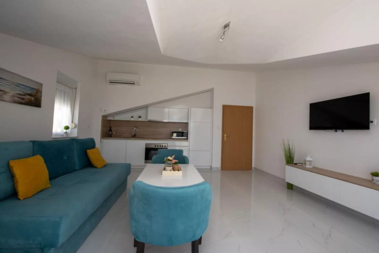 Villa Tomi - Studio With Balcony (10)