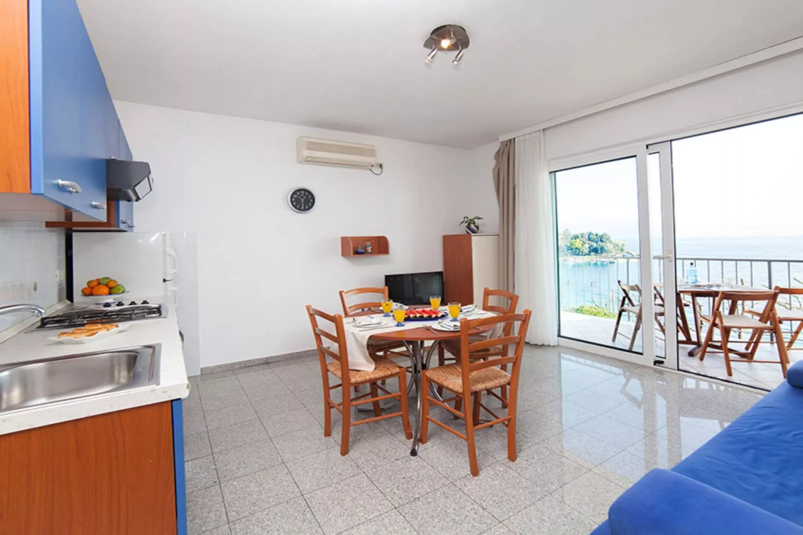 Splendid Beachfront Medveja Apartments - Standard One bedroom Apartment with  Balcony and Sea View 1
