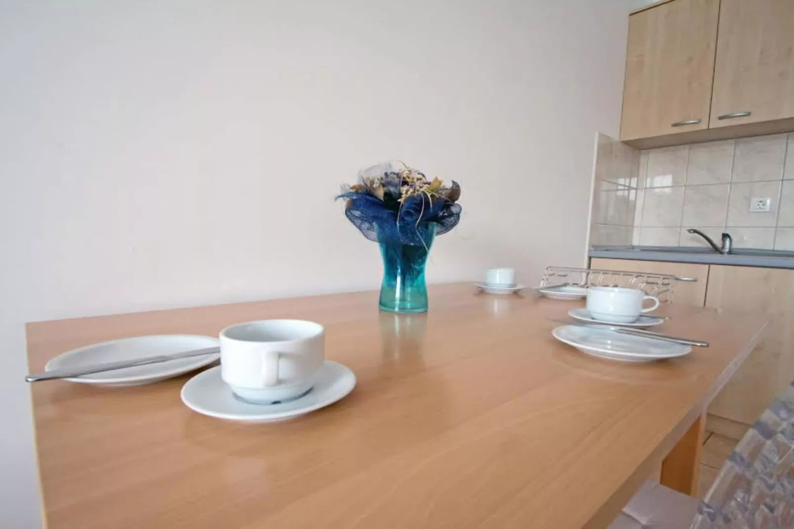 Beachfront Apartments Tamarix - Studio Apartment 3