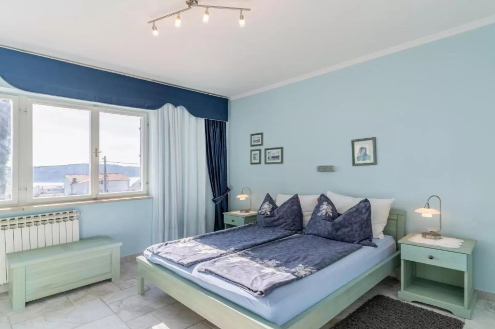 Beachside Serenity Apartments in Barbot - One Bedroom Apartment with Terrace (Owner BLUE)