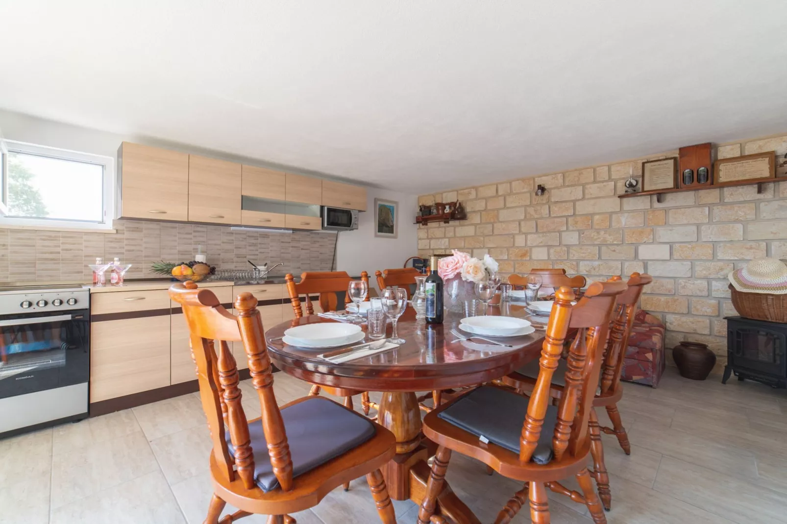 Serene Retreat Holiday Home with Pool - Two Bedroom Holiday Home with Pool