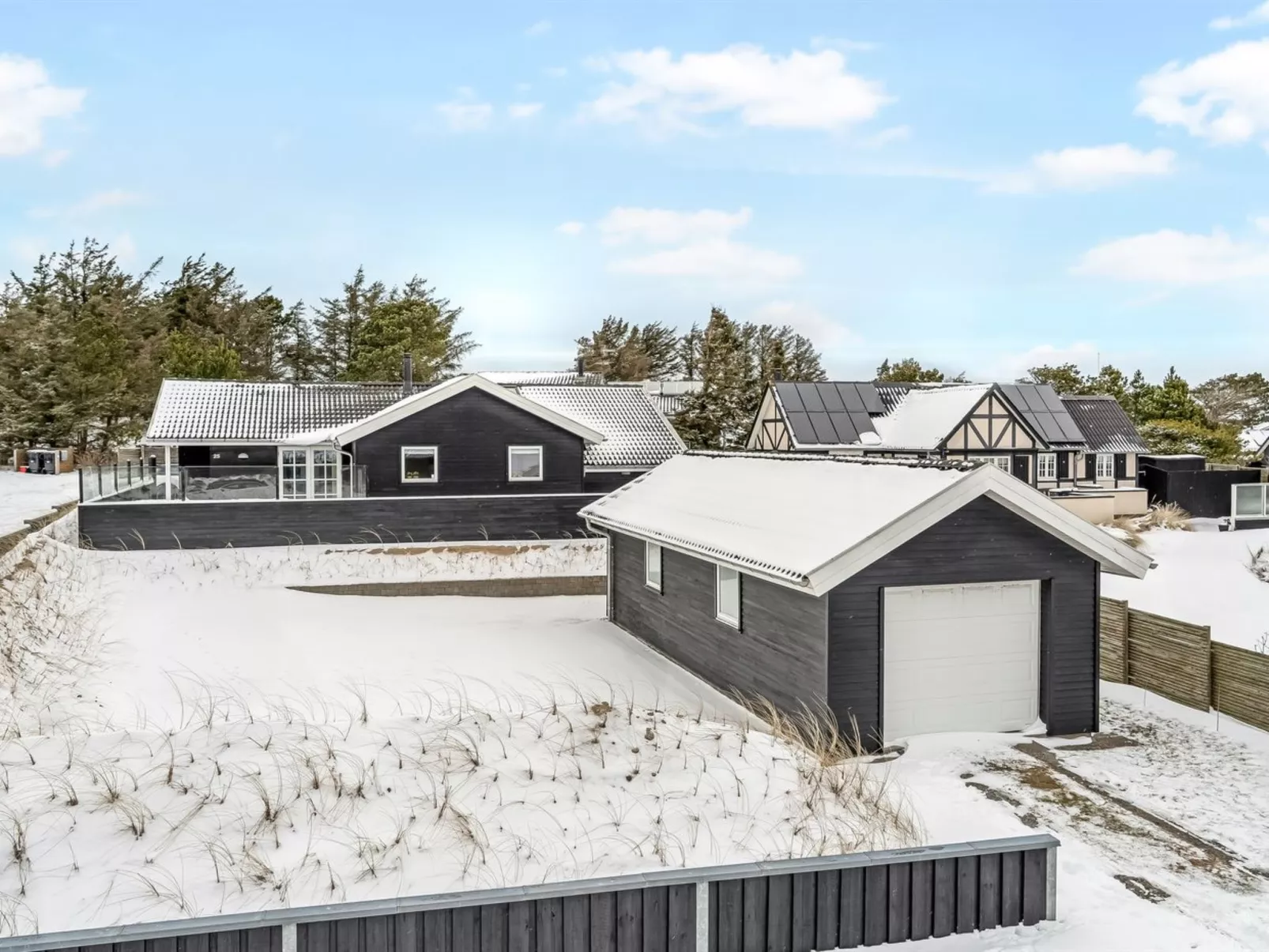 "Fridhild" - 450m from the sea - Buiten