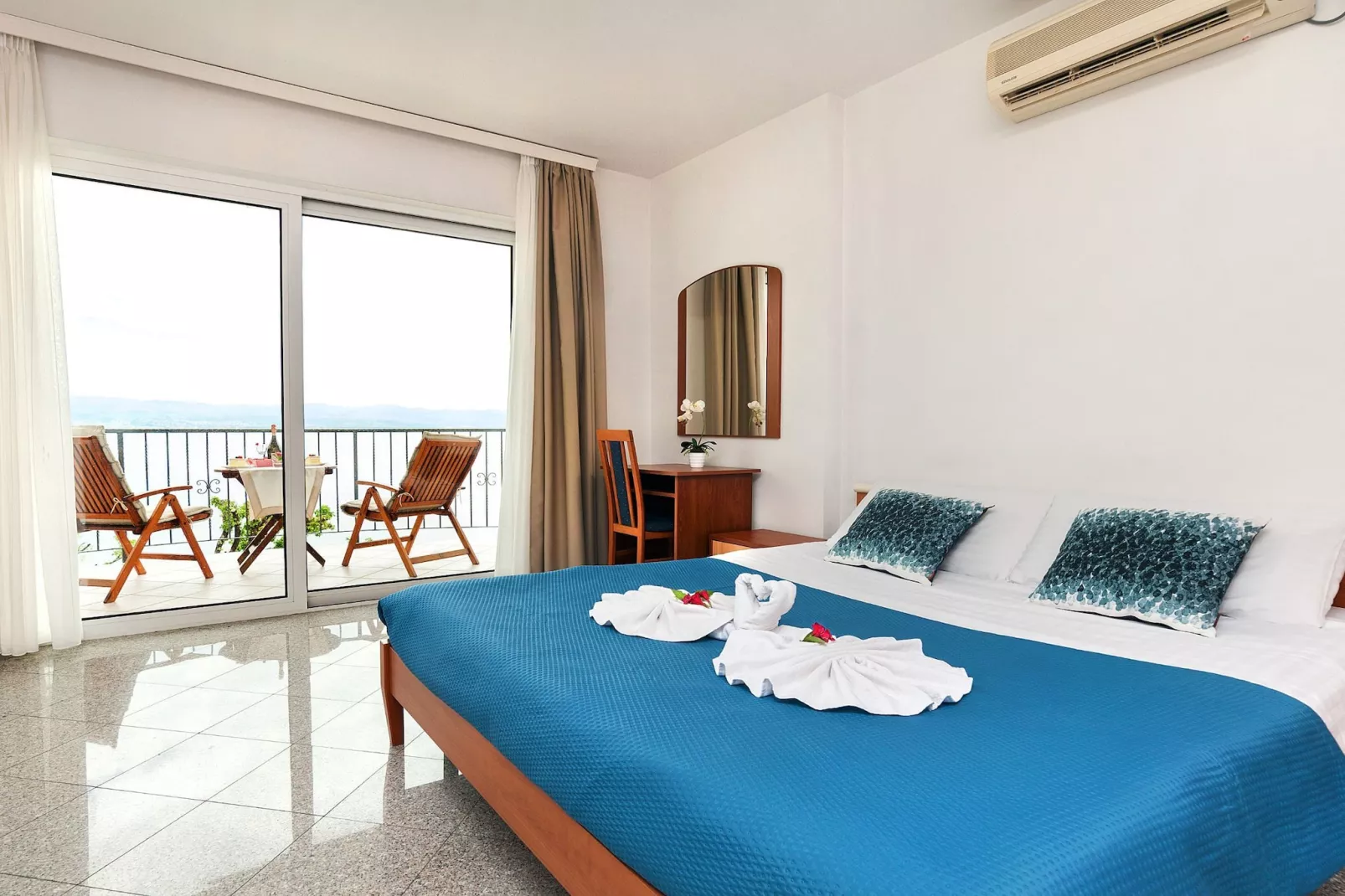 Splendid Beachfront Medveja Apartments - Studio with Balcony and Sea View 2