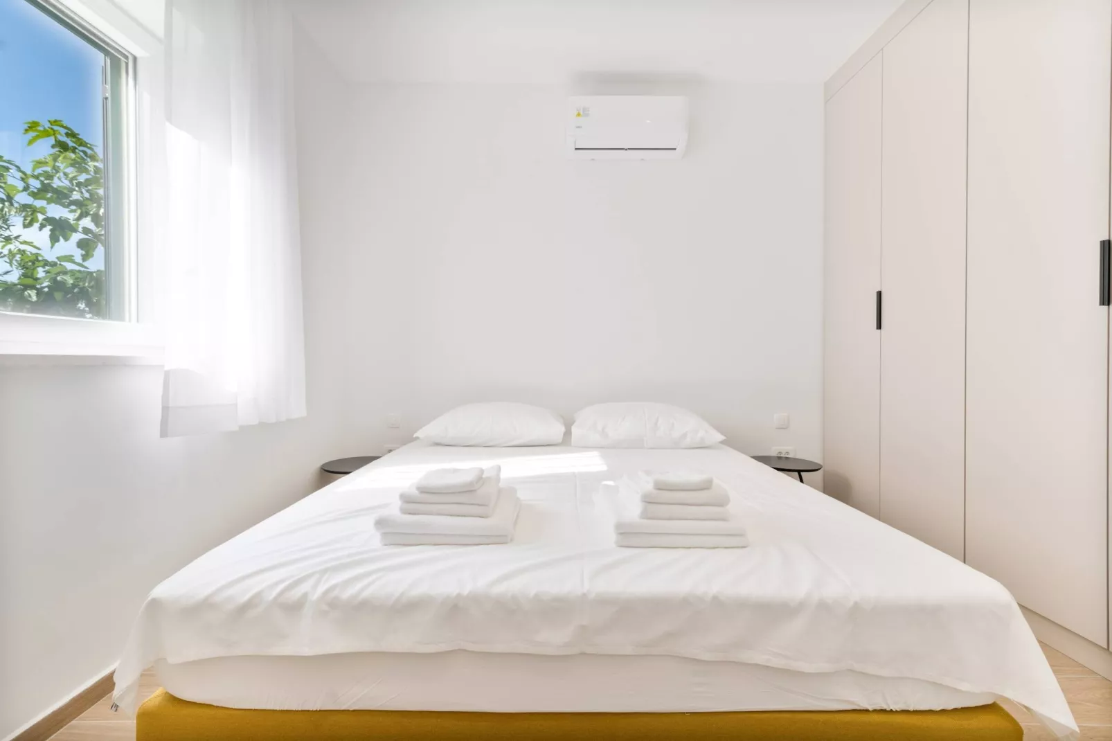 Luxury Living at Horizon Retreat - Standard Two Bedroom Apartment (Owner West S7) - Slaapkamer