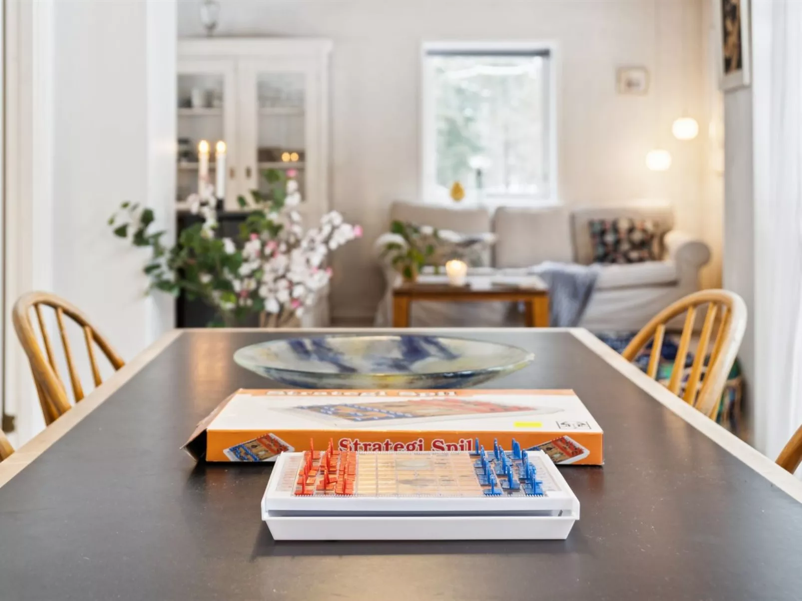 "Hansi" - 2.1km from the sea - Binnen