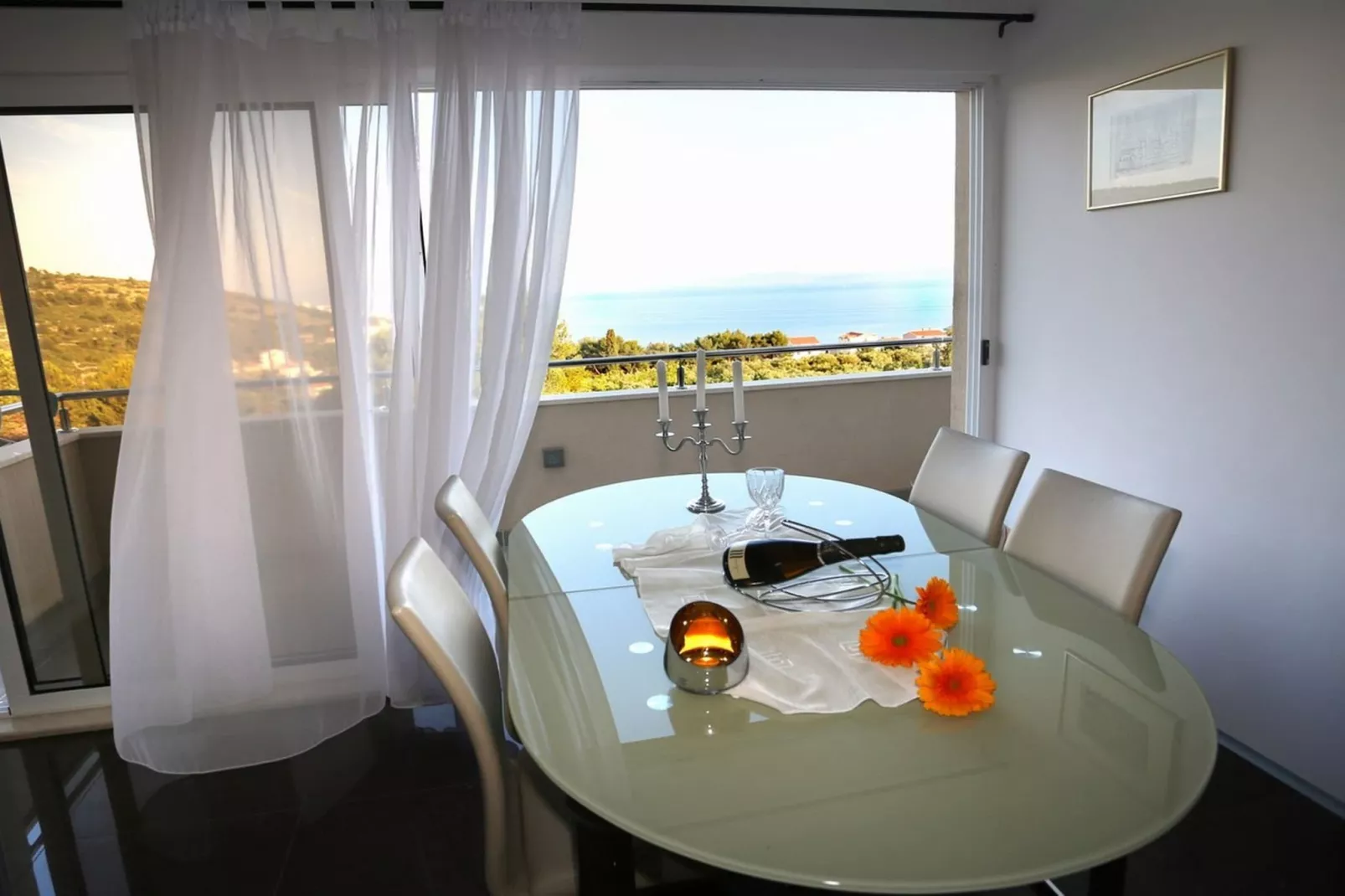 Okrug Gornji Luxurious Escape Villa with Pool - Five Bedroom Villa with Pool - Eetkamer