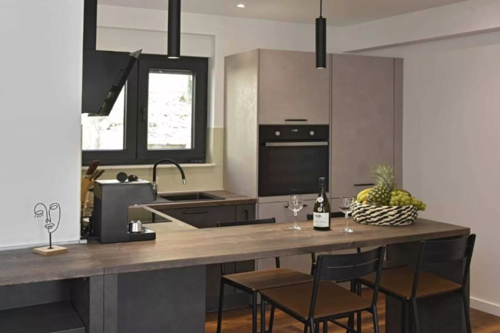 Luxury Slatine Apartments with Terrace and Garden - One Bedroom Apartment with Terrace - Keuken