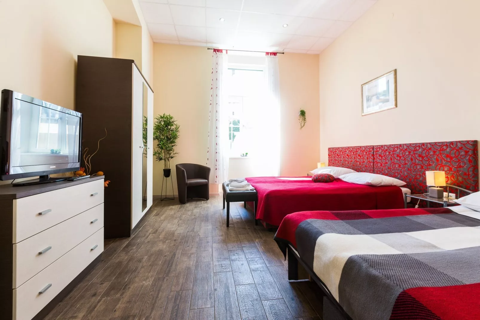 Charming and Historic Old Town Apartments - One Bedroom Apartment - Slaapkamer
