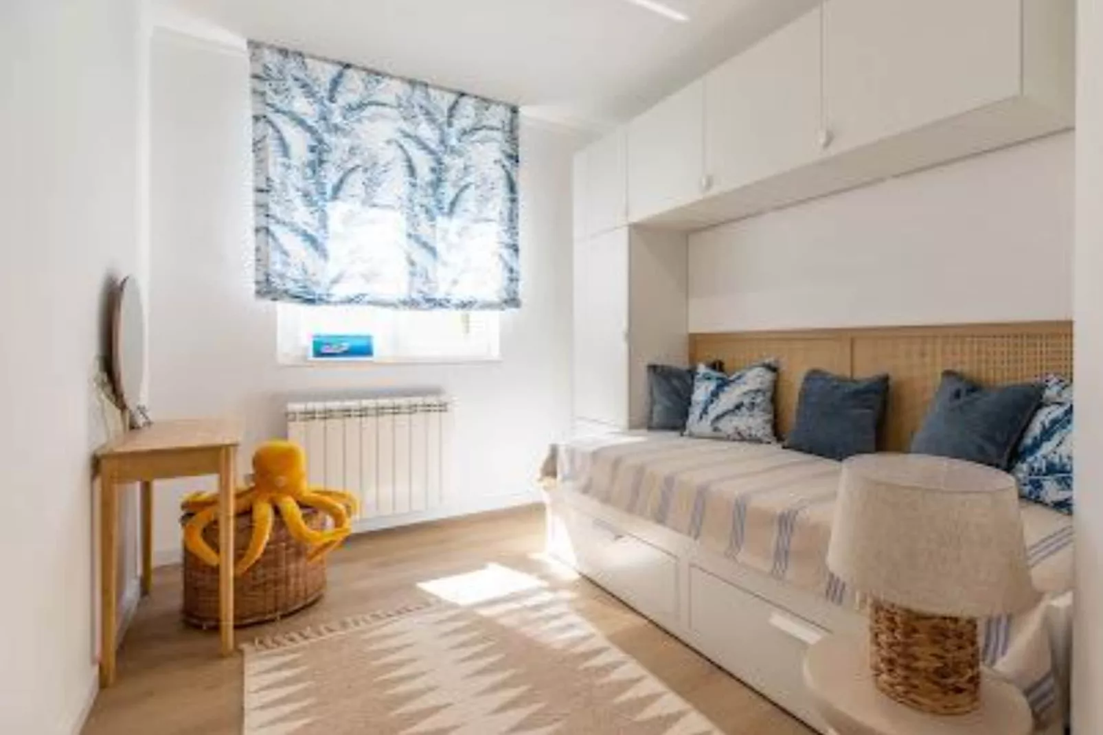 Casa San Antonio - Two Bedroom Apartment - Woonkamer