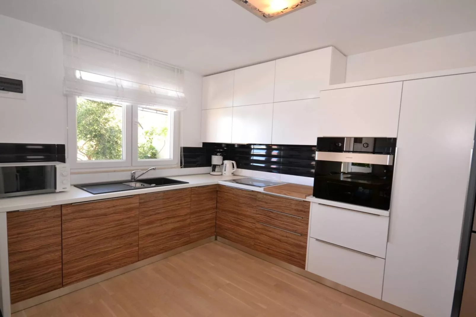 Marvelous Escape Bol Island Villa with Pool - Three Bedroom Villa with Pool - Keuken