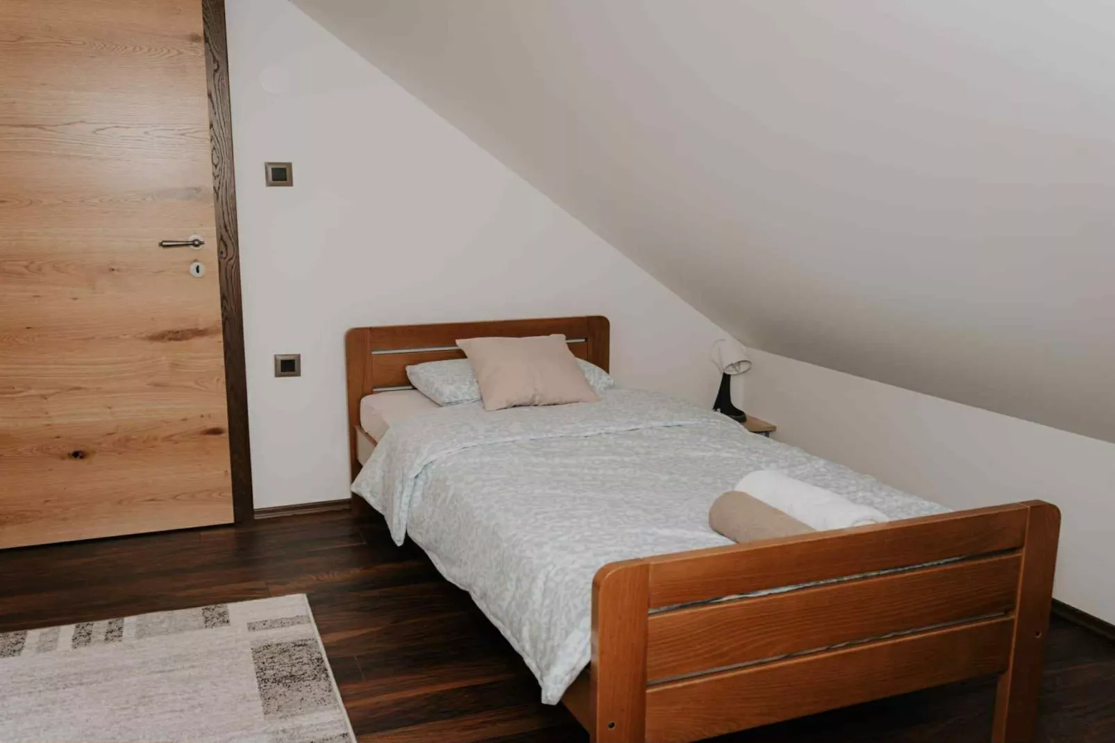 Holiday Home Šapat Šume - Three Bedroom Holiday Home  with Sauna and Hot-Tub - Slaapkamer