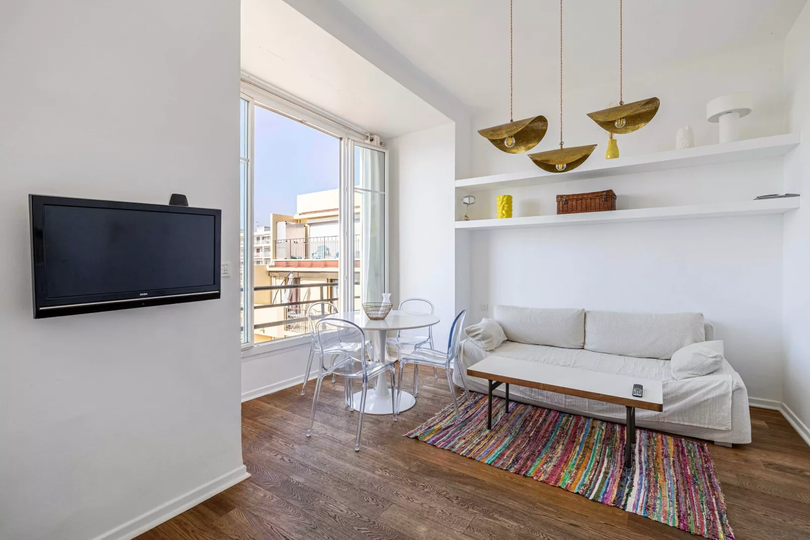 EM-211-ANGLAIS - Niet-getagd