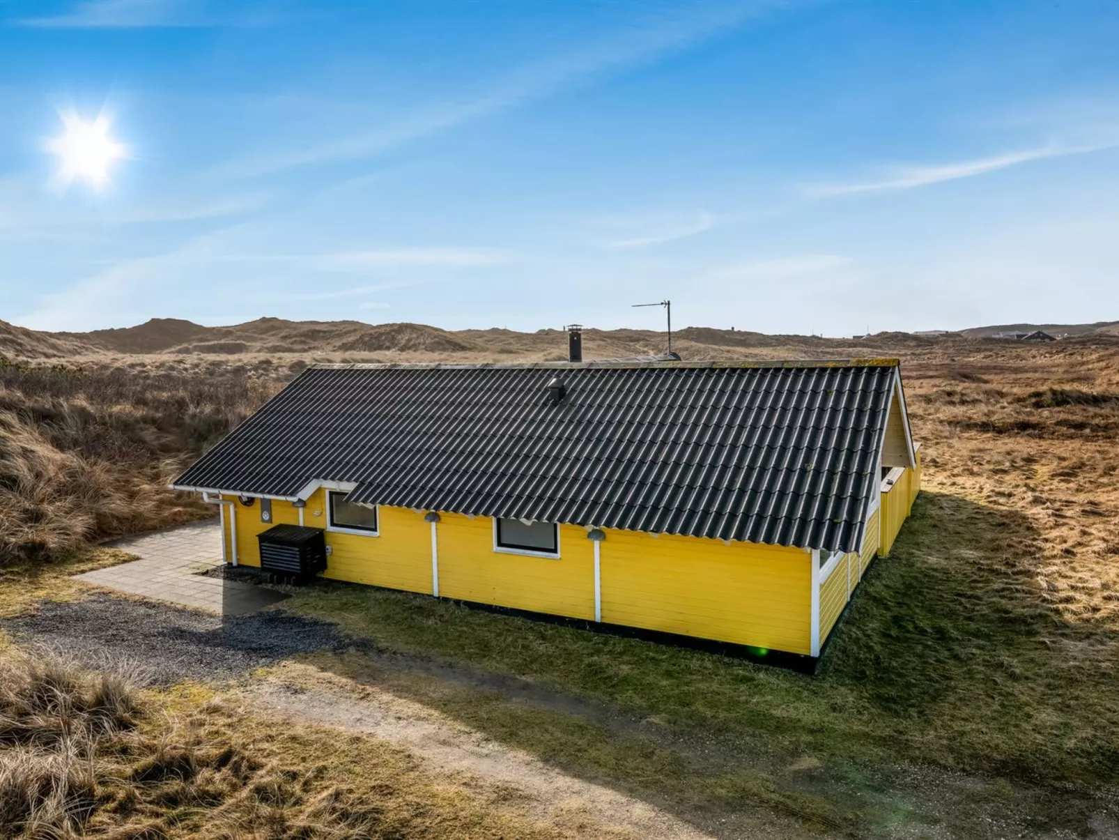 "Velena" -  from the sea - Buiten