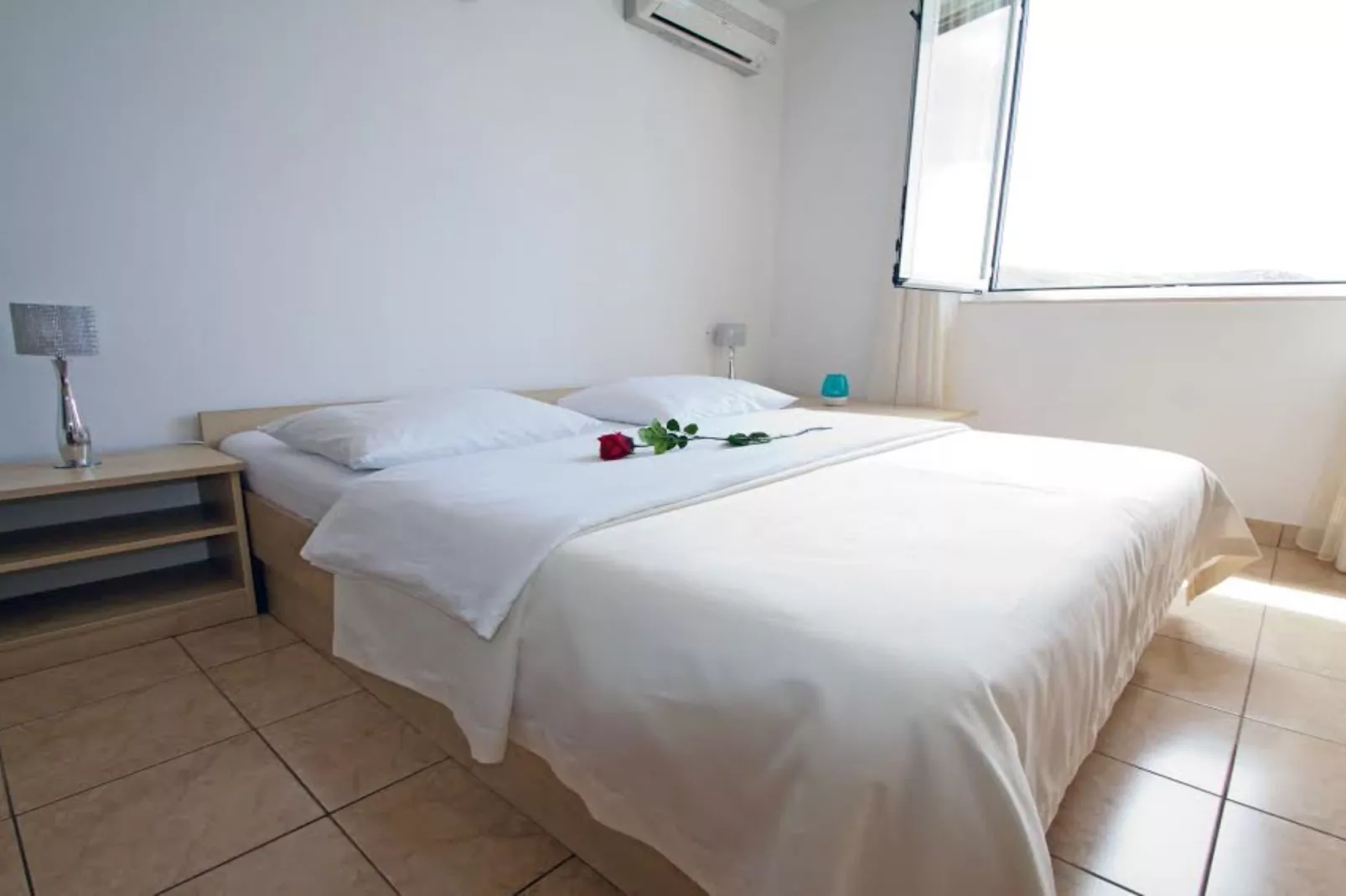 Beachfront Apartments Tamarix - Superior One Bedroom Apartment (Grand) 2 - Slaapkamer