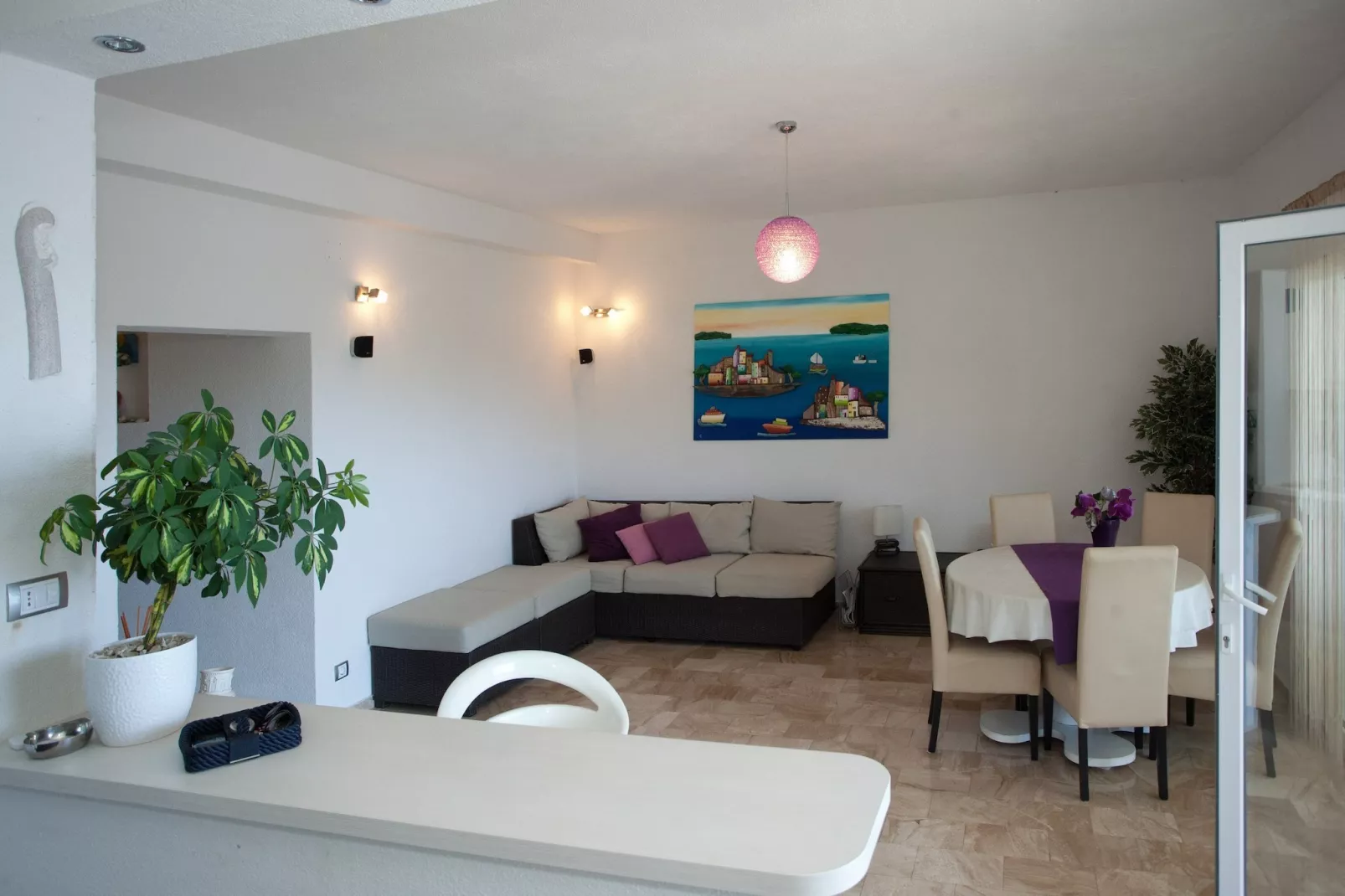 Wonderful Visinisce Apartments with Terrace and Sea Views - Standard Two Bedroom Apartment  (Owner 1) - Woonkamer