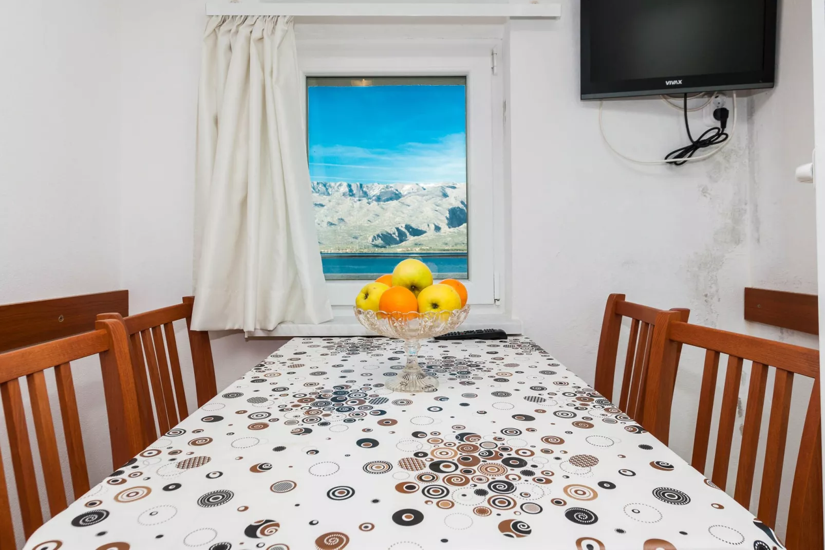 Cozy Apartments in Zadar with Sea and Mountain Views - Studio Apartment (owner 2) - Keuken