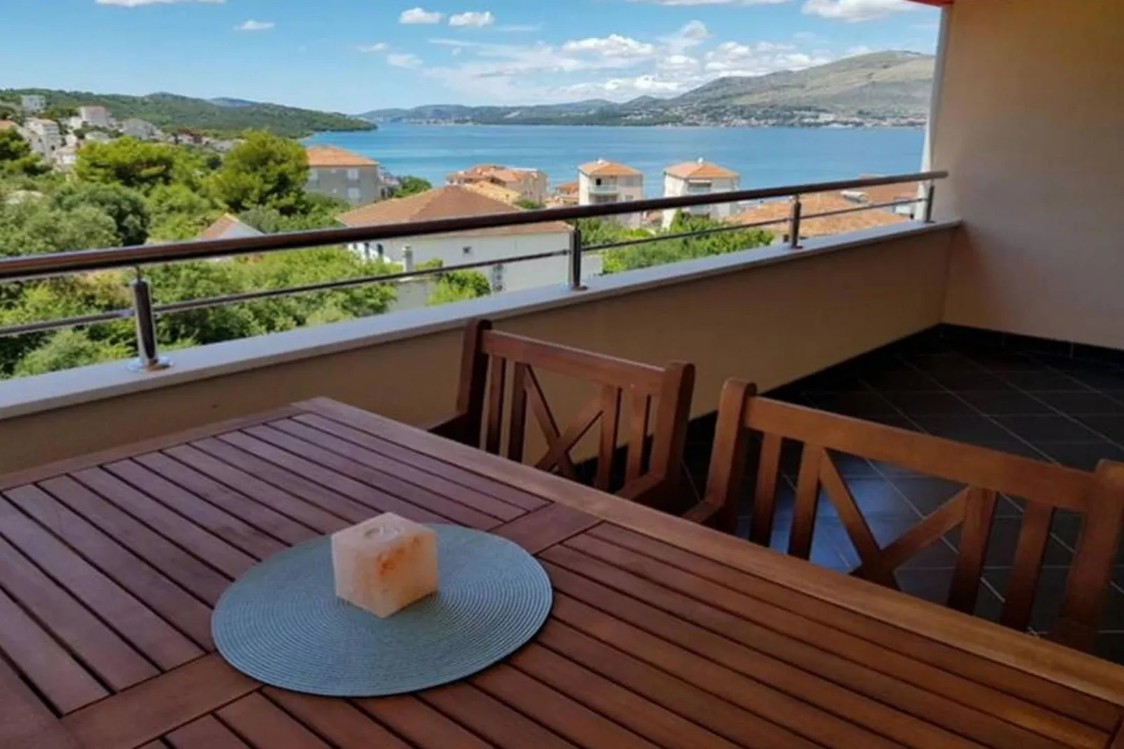 Three Bedroom Apartment - Terrasbalkon