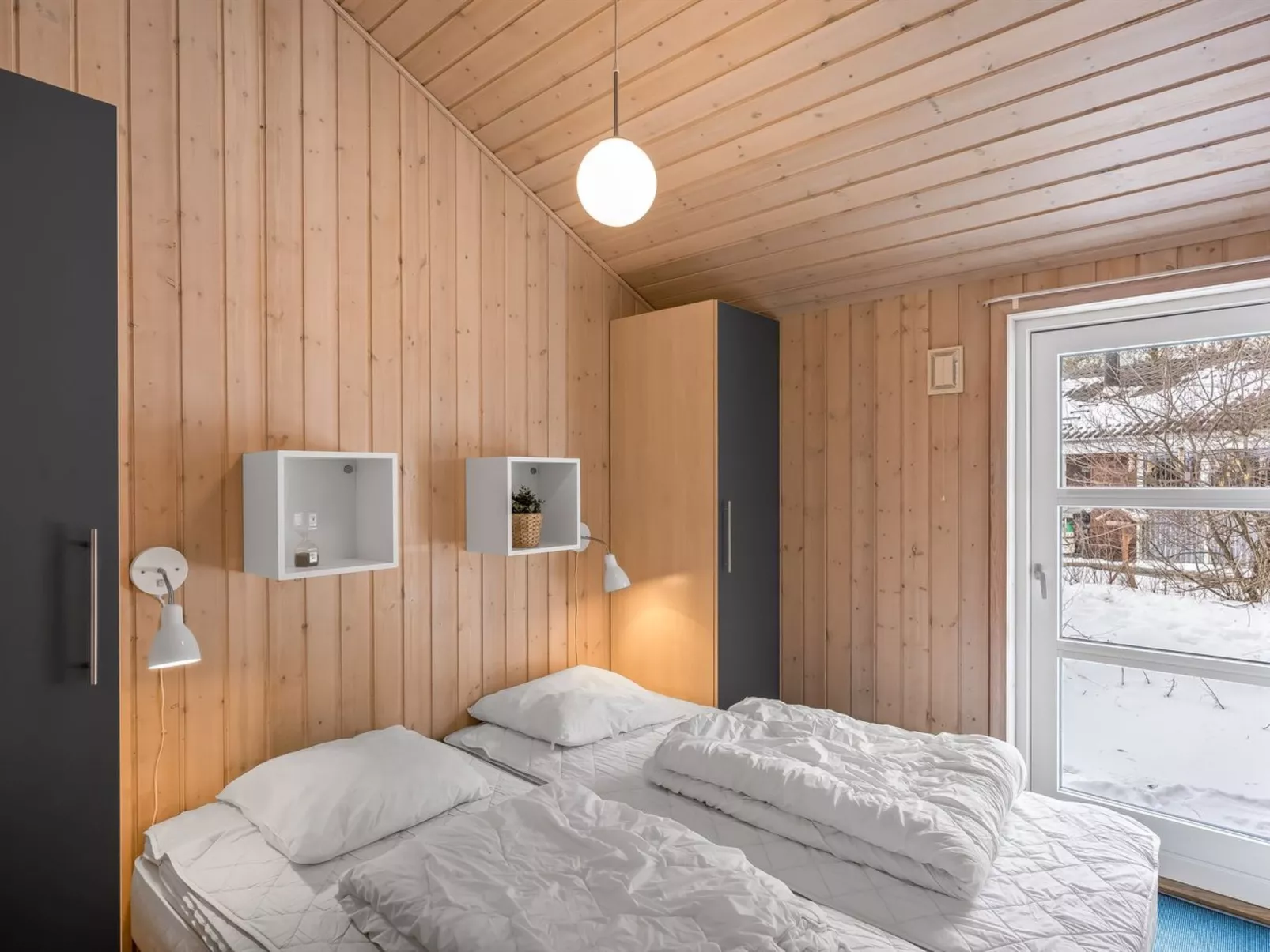 "Rickmer" - 1.9km from the sea - Binnen