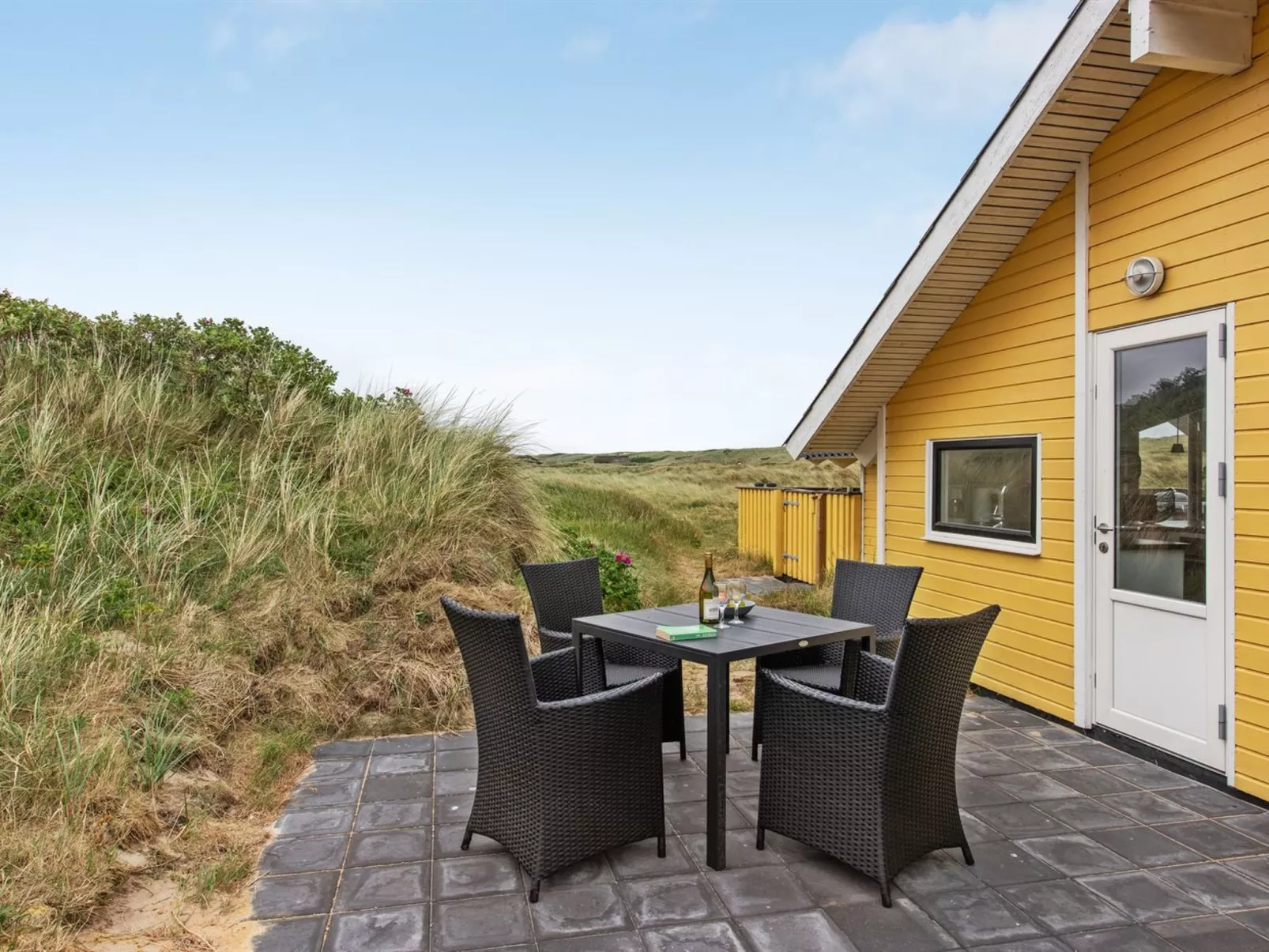 "Velena" -  from the sea - Buiten