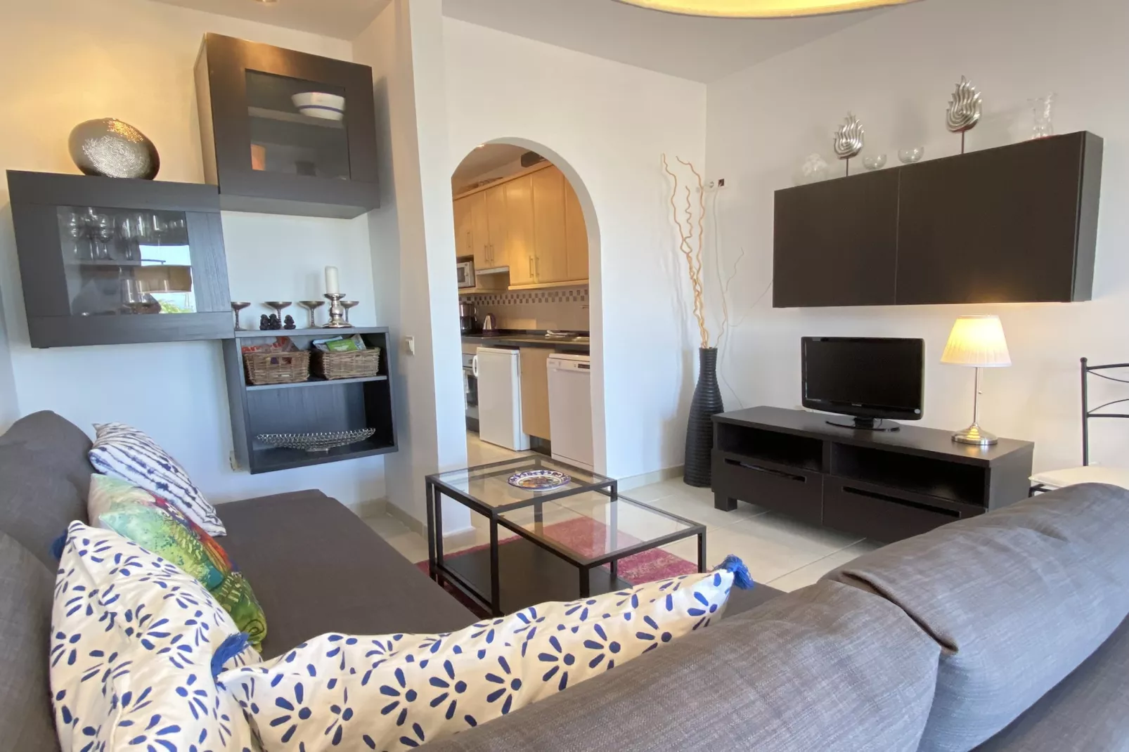 Naricha 3 Apartments by Casasol - Woonkamer