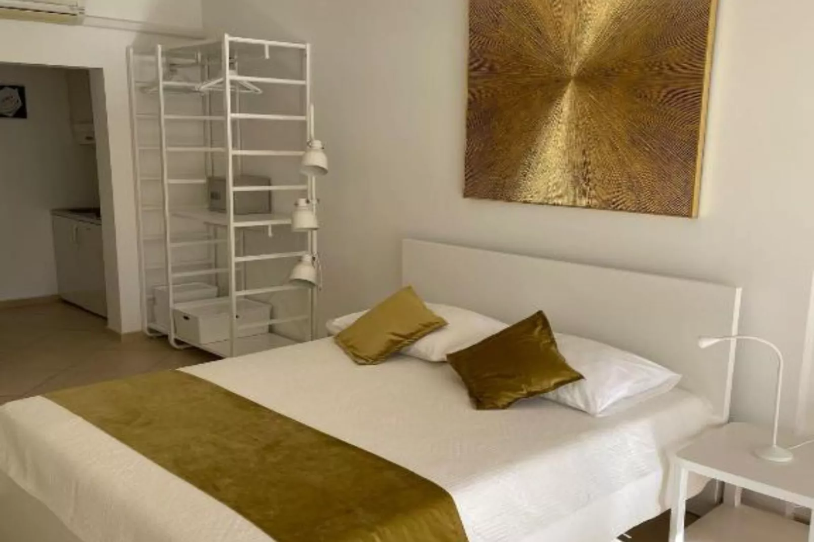 Studio Apartment With Balcony And Sea View (S2) - Slaapkamer