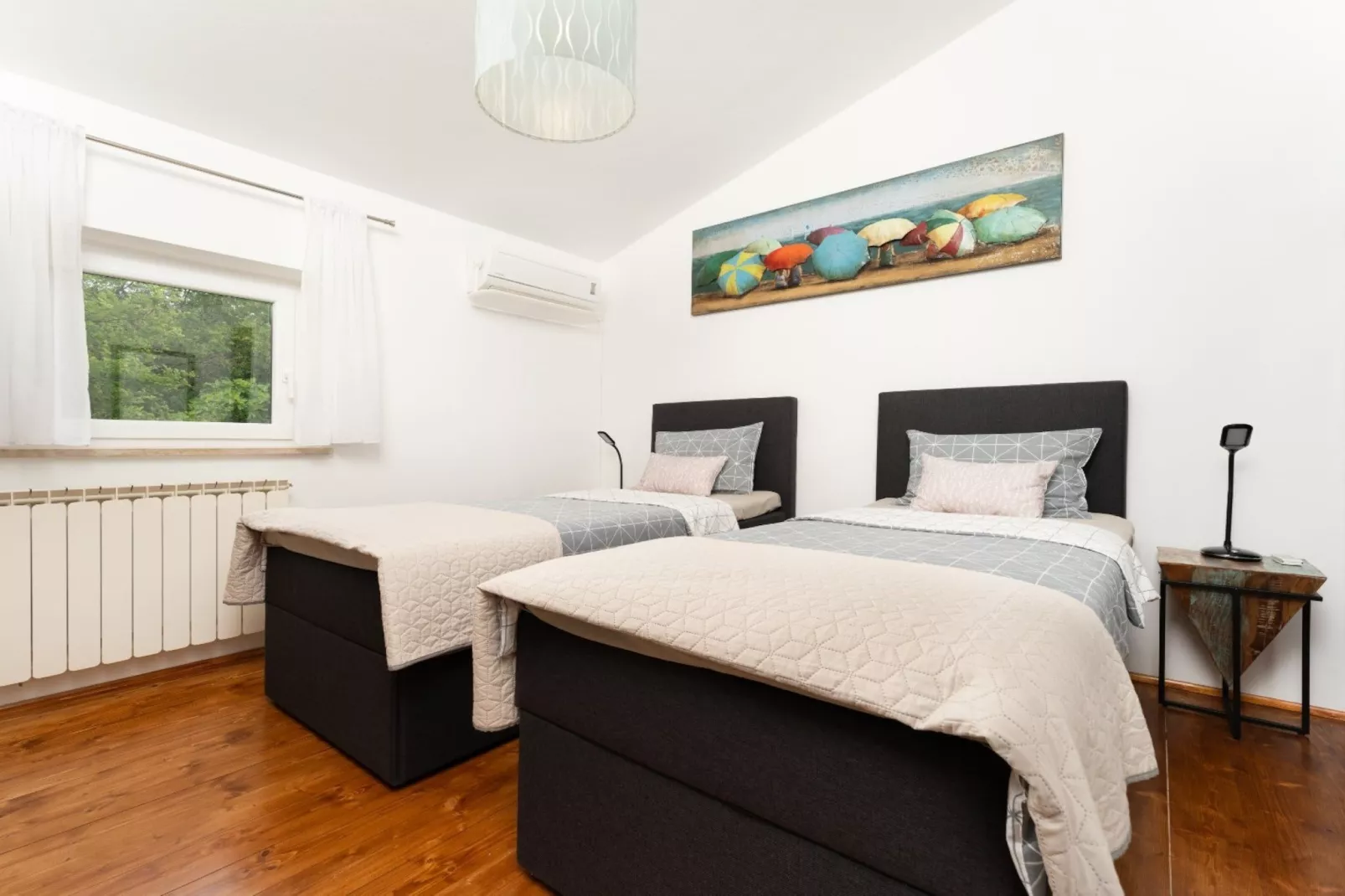 Stylish Two Bedroom Apartment in Labin - Two Bedroom Apartment with Terrace - Eetkamer