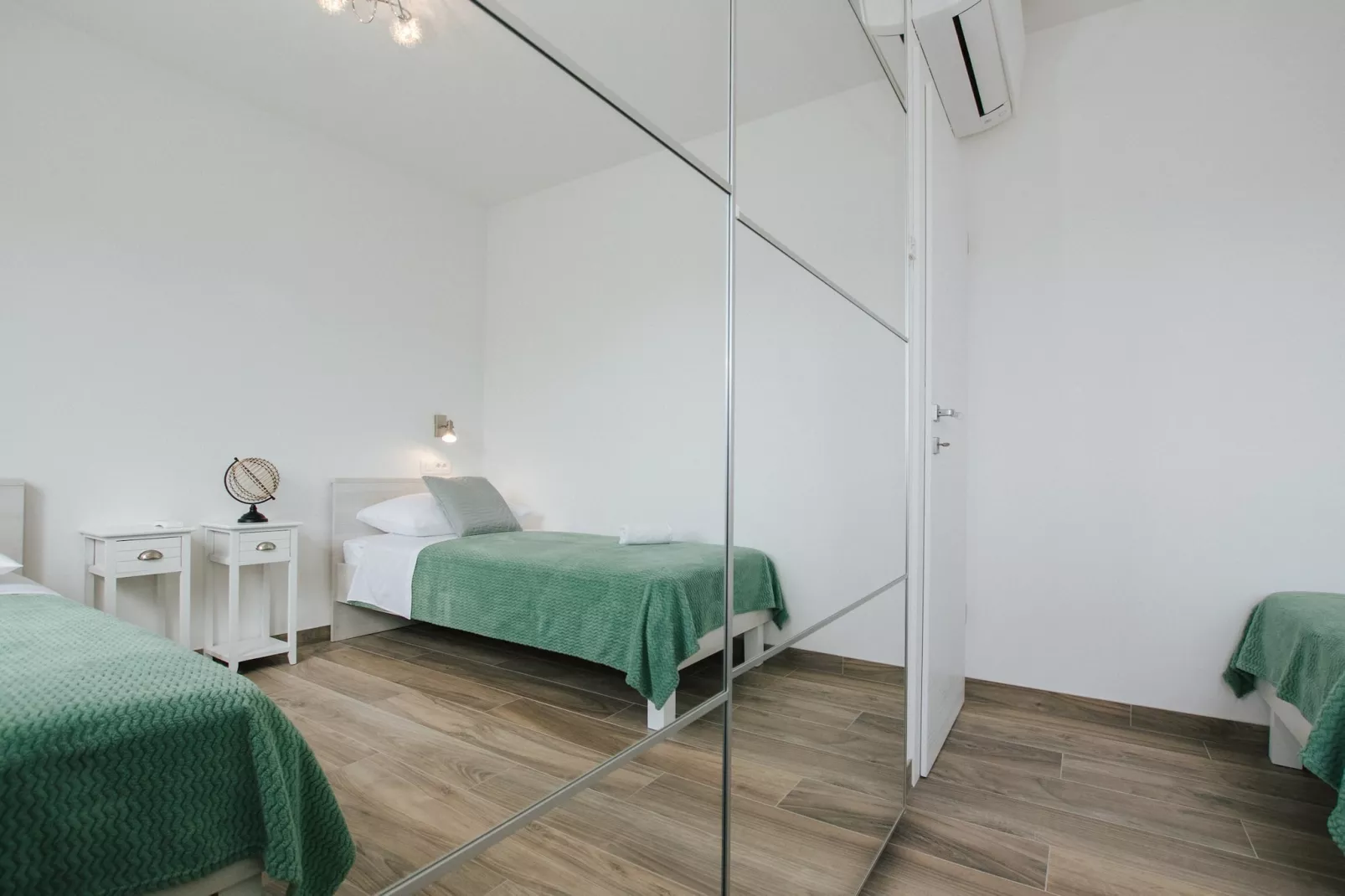 Spacious Luxury Trogir Apartments - Comfort Two Bedroom Apartment (Marin 3) - Slaapkamer