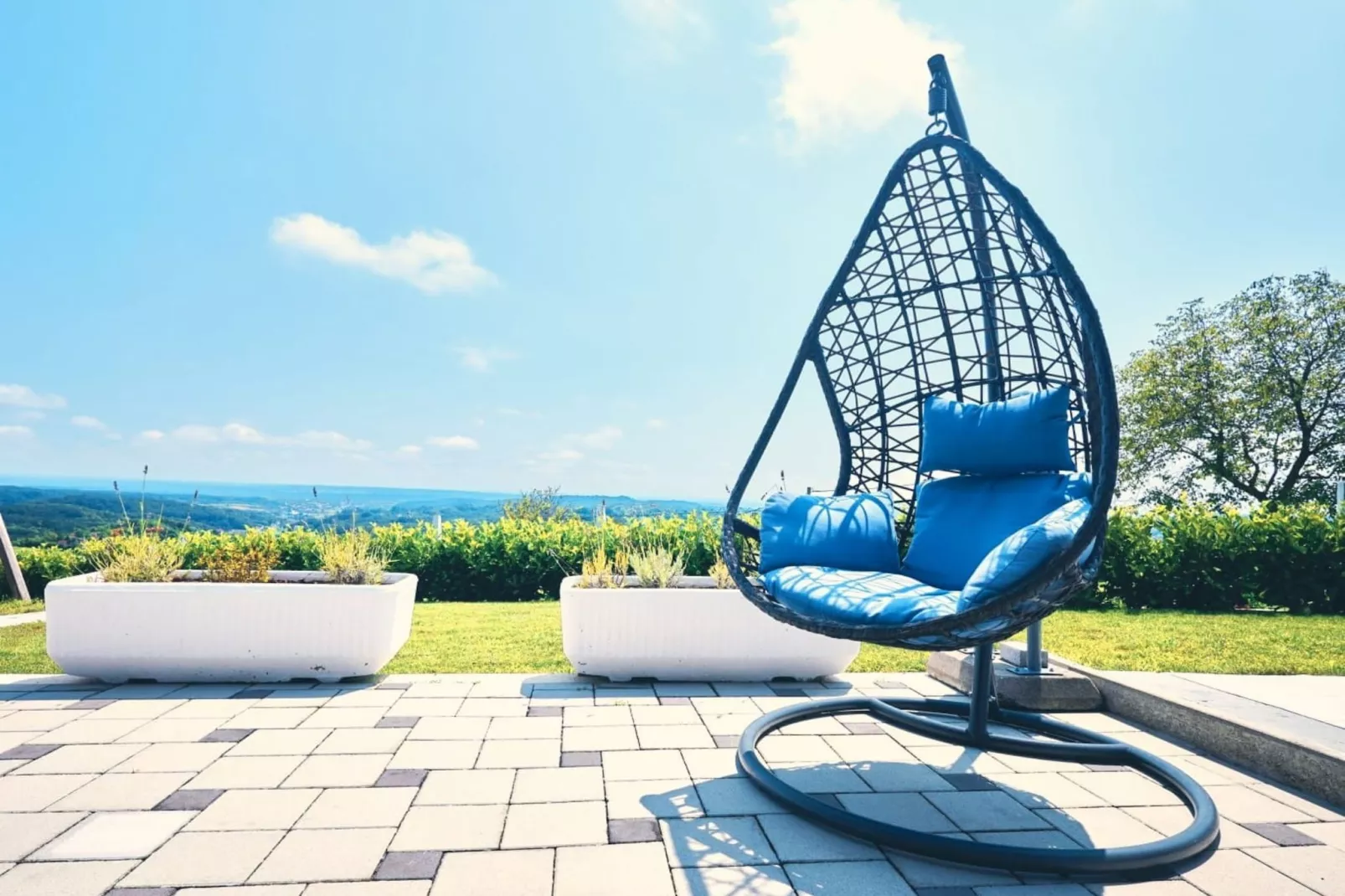 Villa Cerina - Three Bedorom Villa with Outdoor Swimming Pool - Tuinen zomer